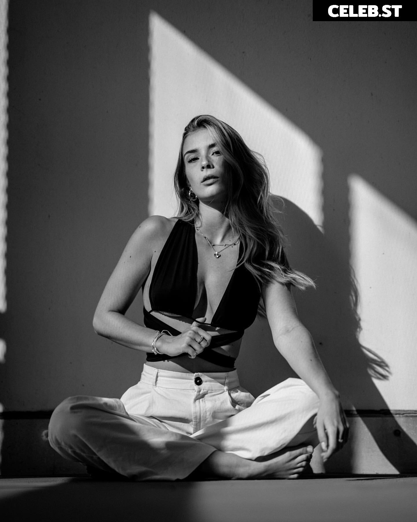 Paula Doeringer Image 610766