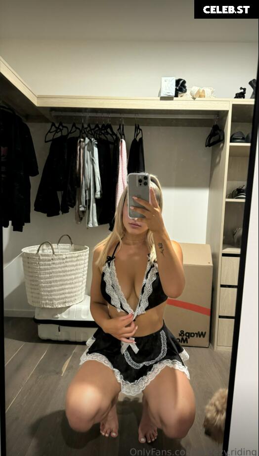 Breezy Riding Image 626709