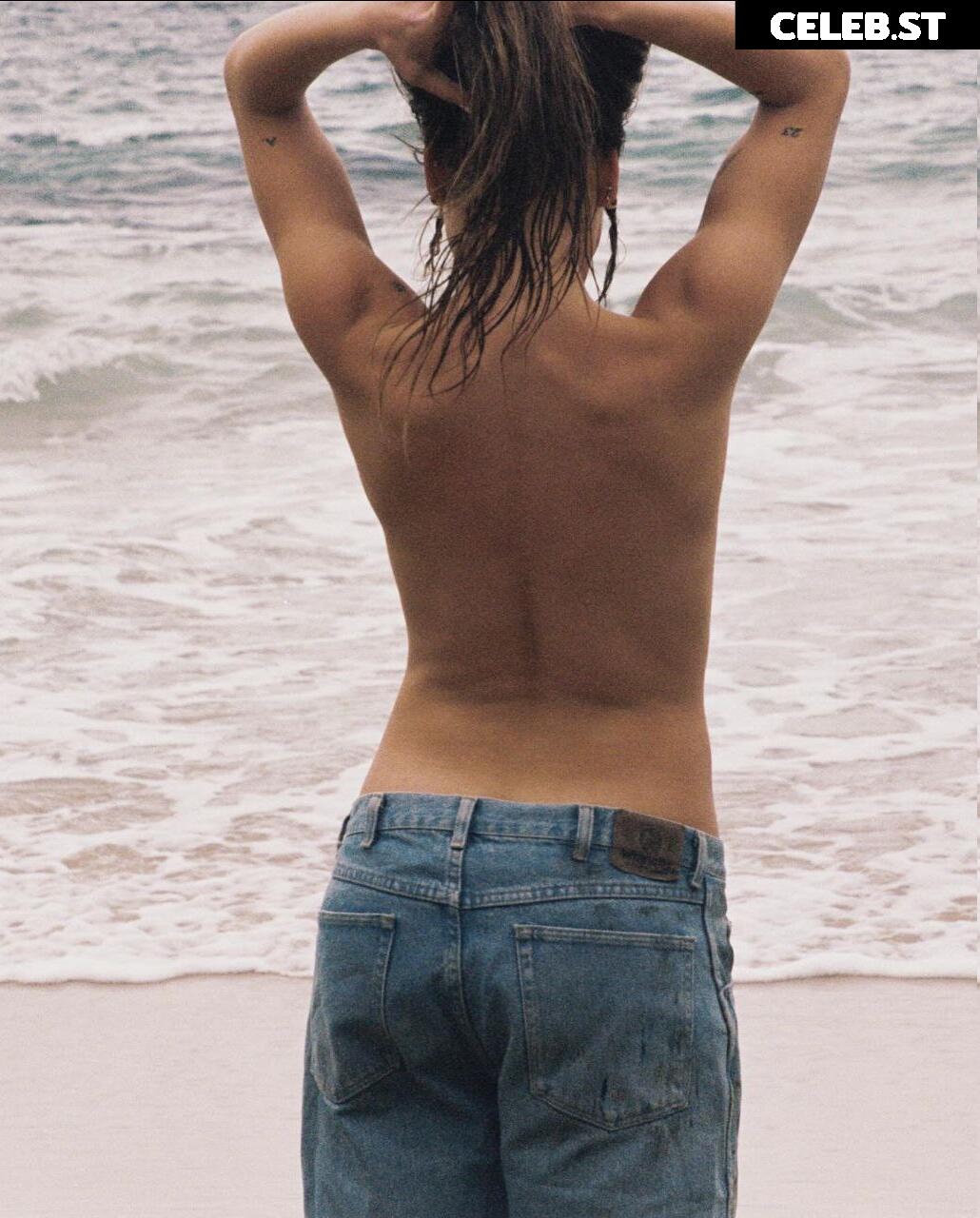 Emma Brooks Image 626827