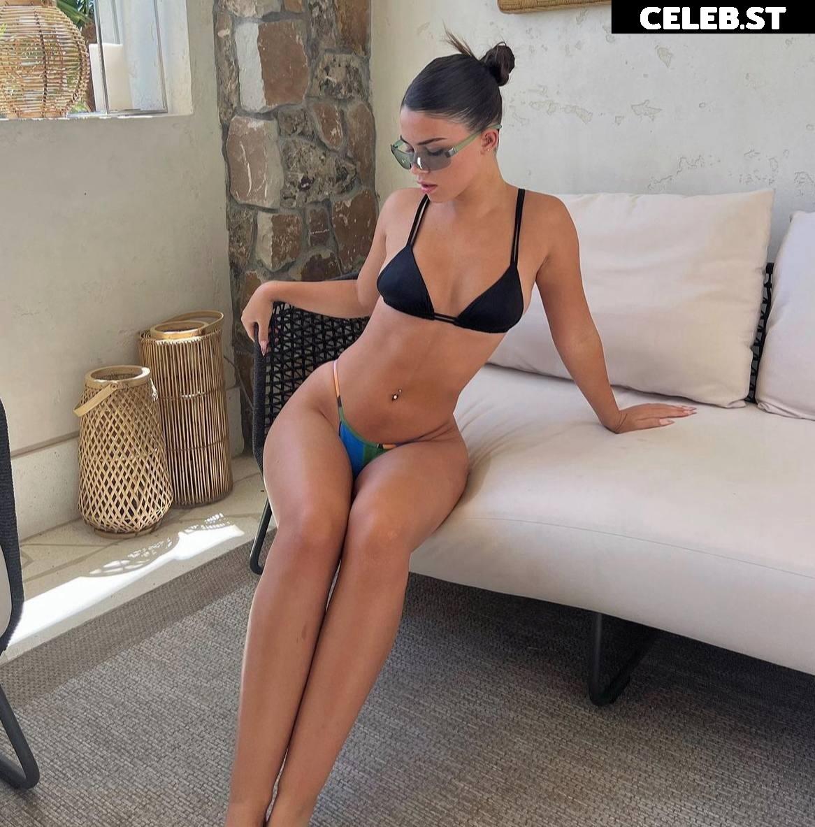 Leah Halton Image 620135