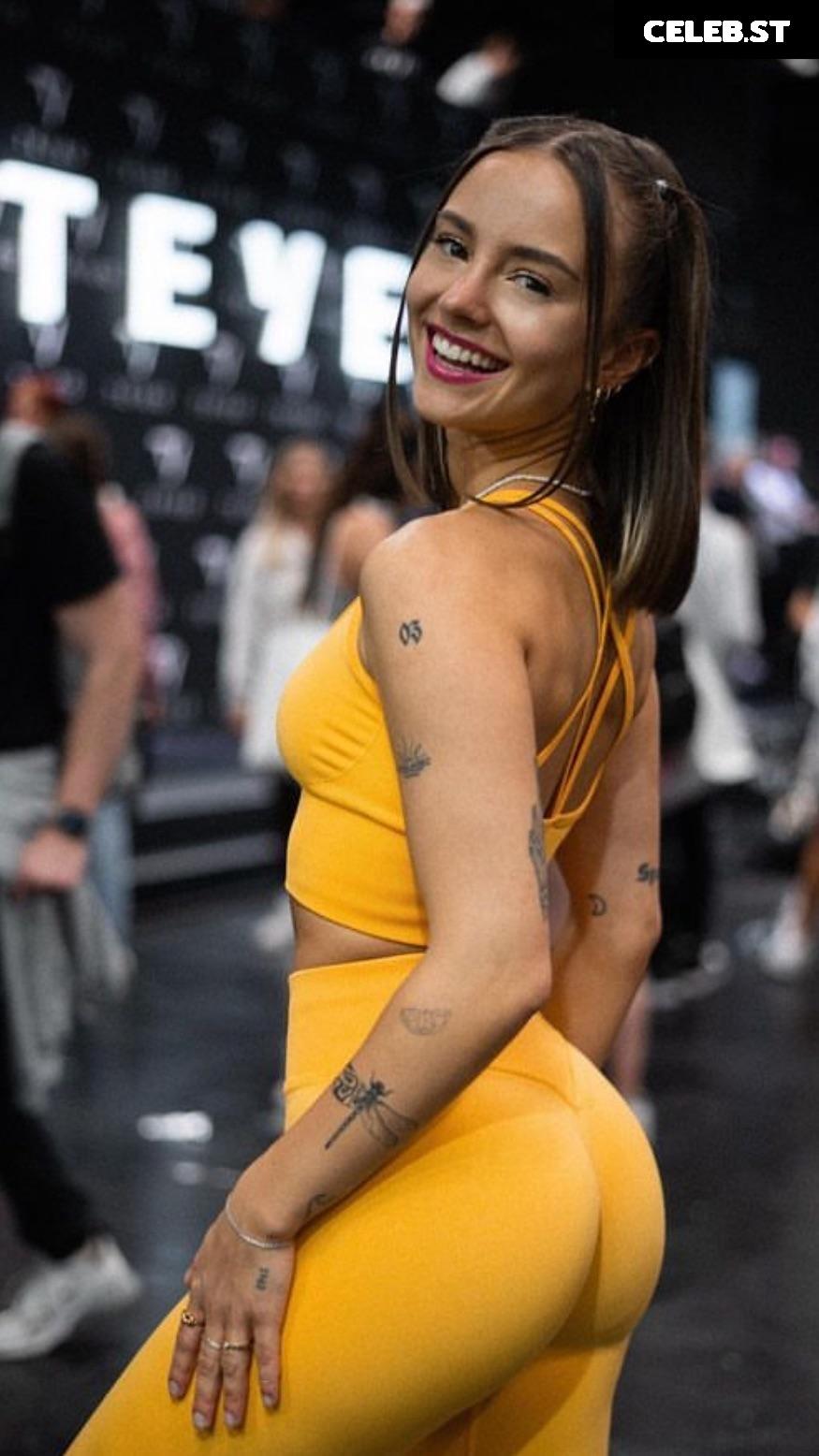 Hannaahcarolina Image 638193