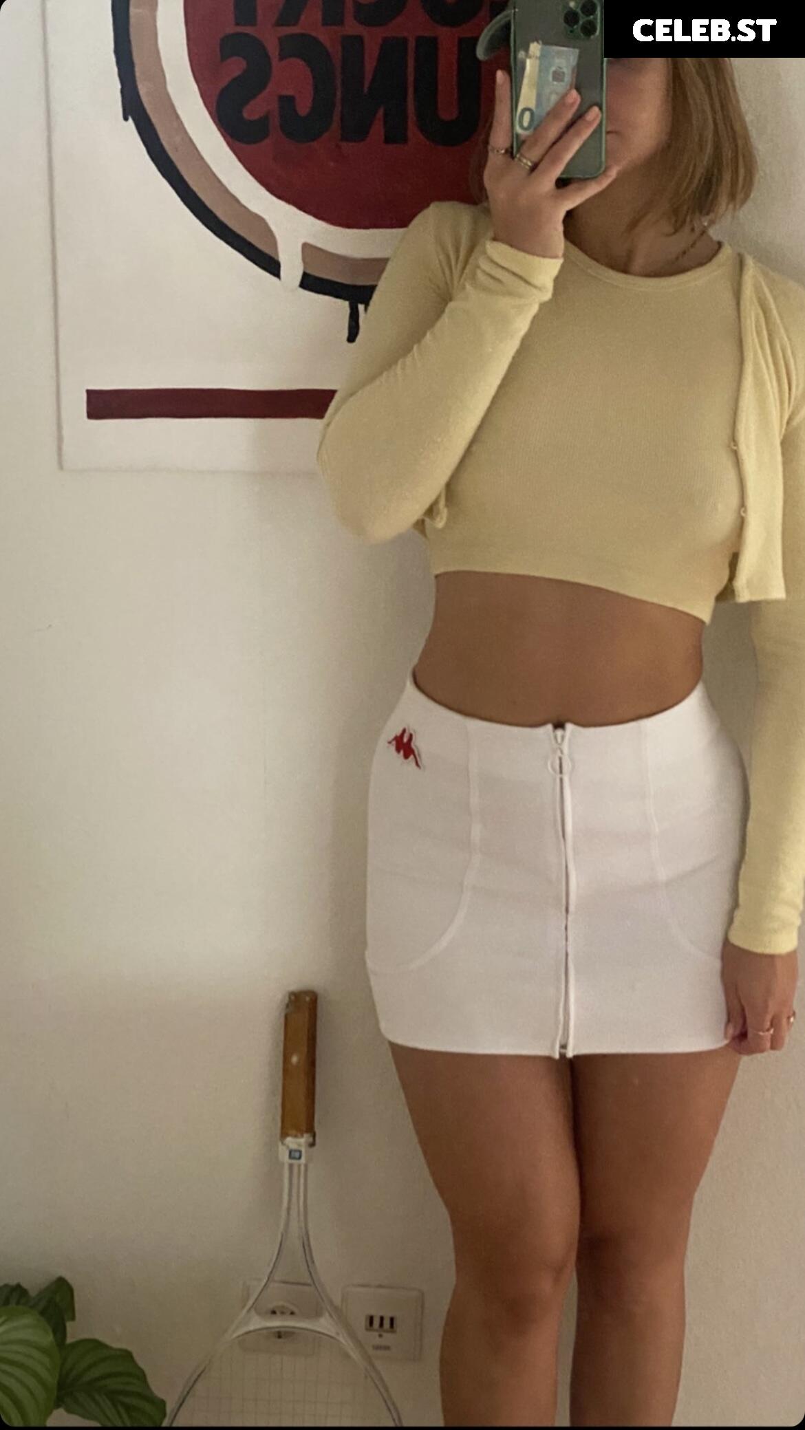 Emily Anouk Dorn Image 638968