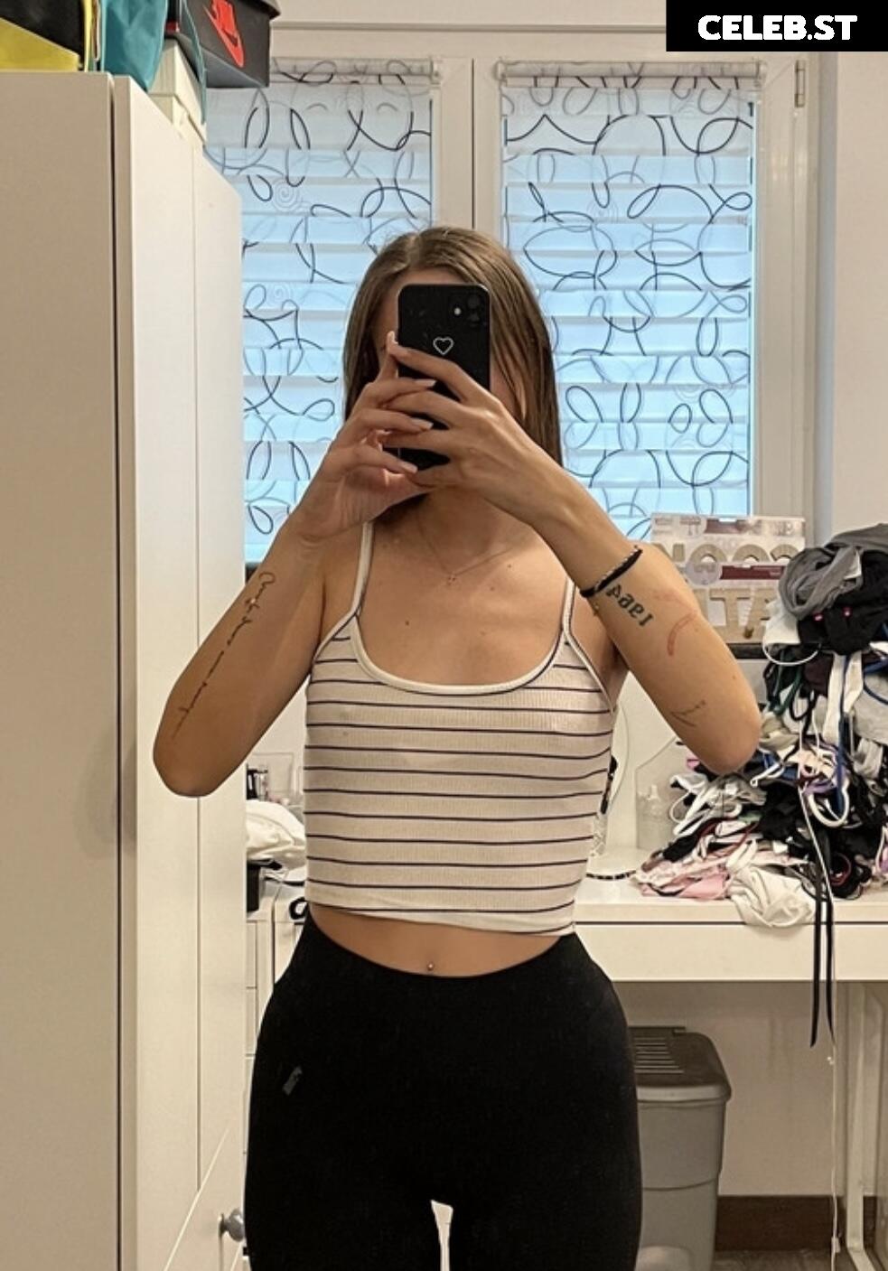 Larissaxra Image 637542