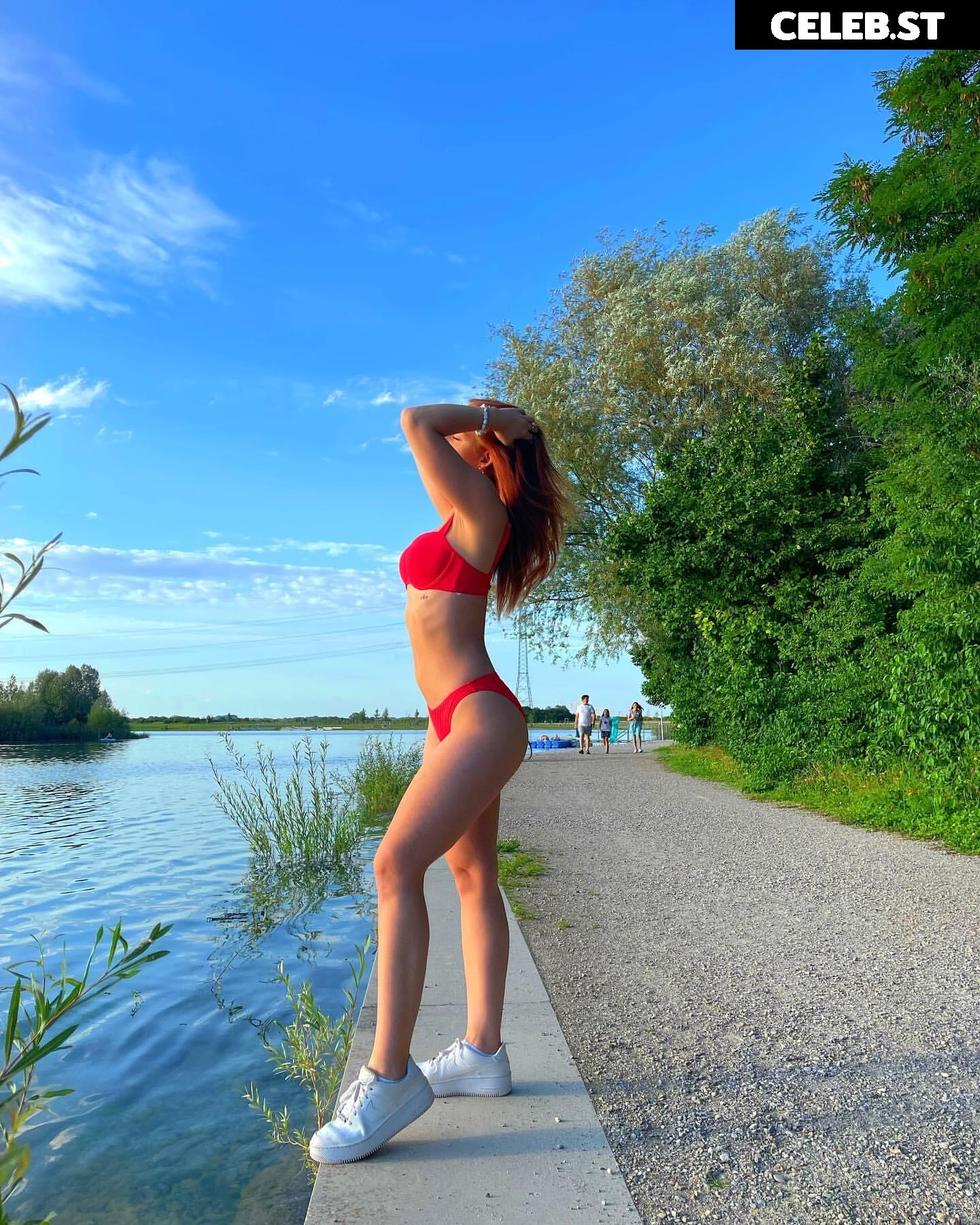 Nika Sofie Image 636944