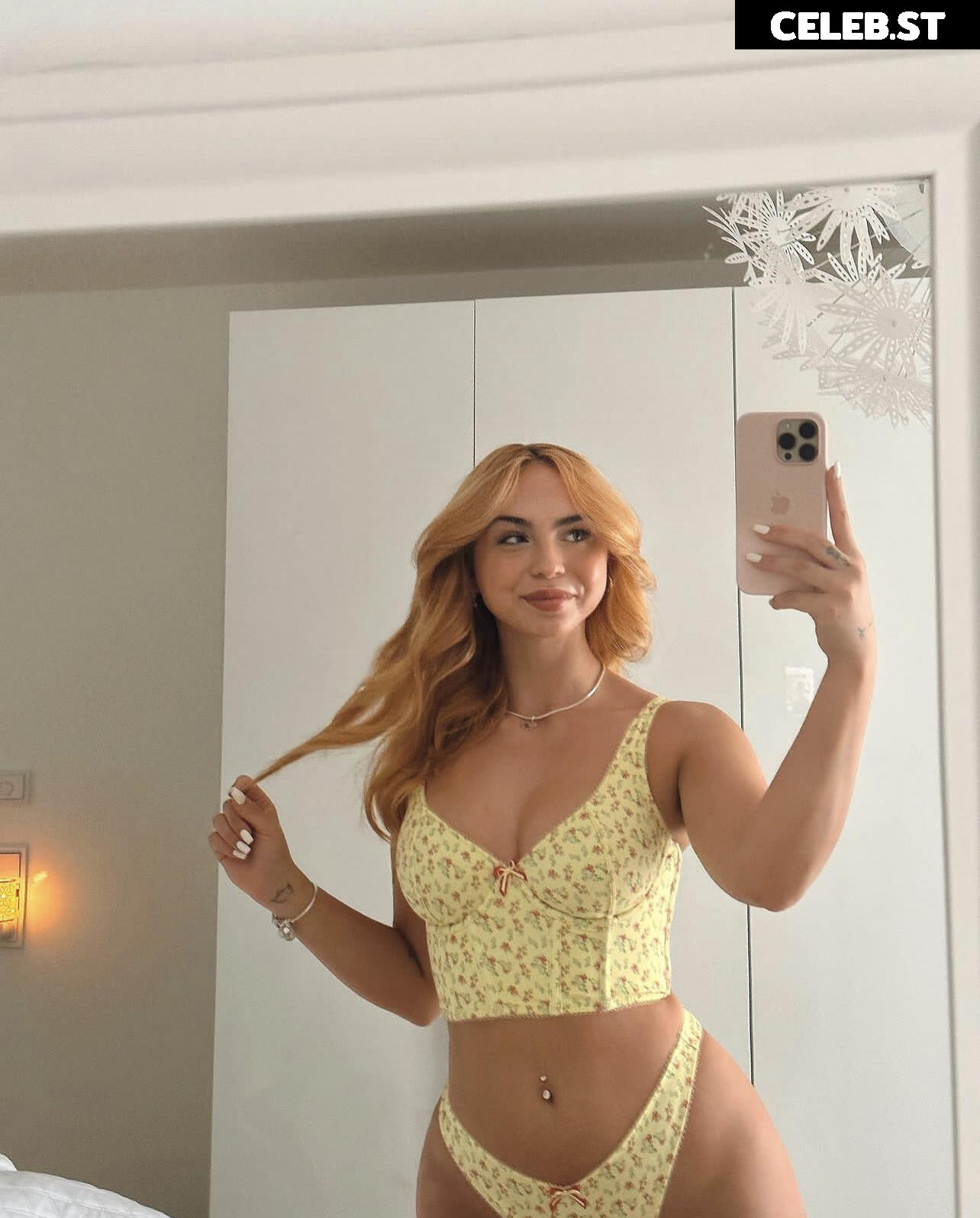 Nika Sofie Image 635753