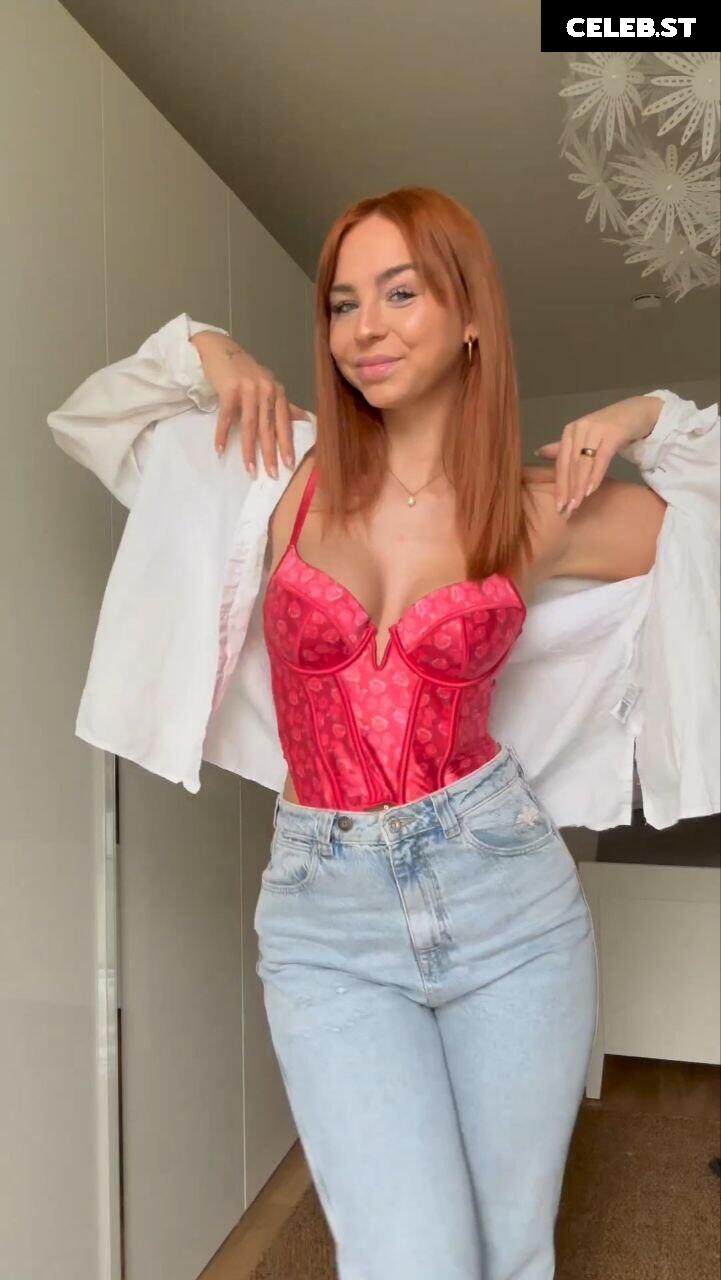 Nika Sofie Image 635078