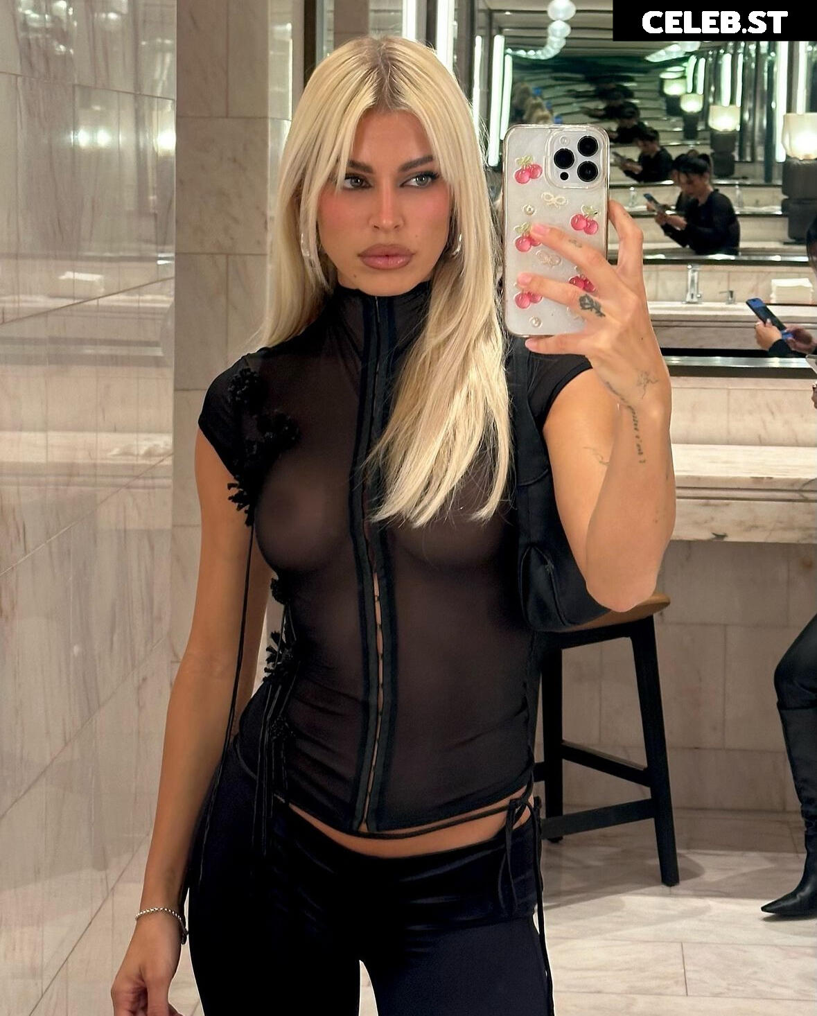 Jessica Goicoechea Image 633237