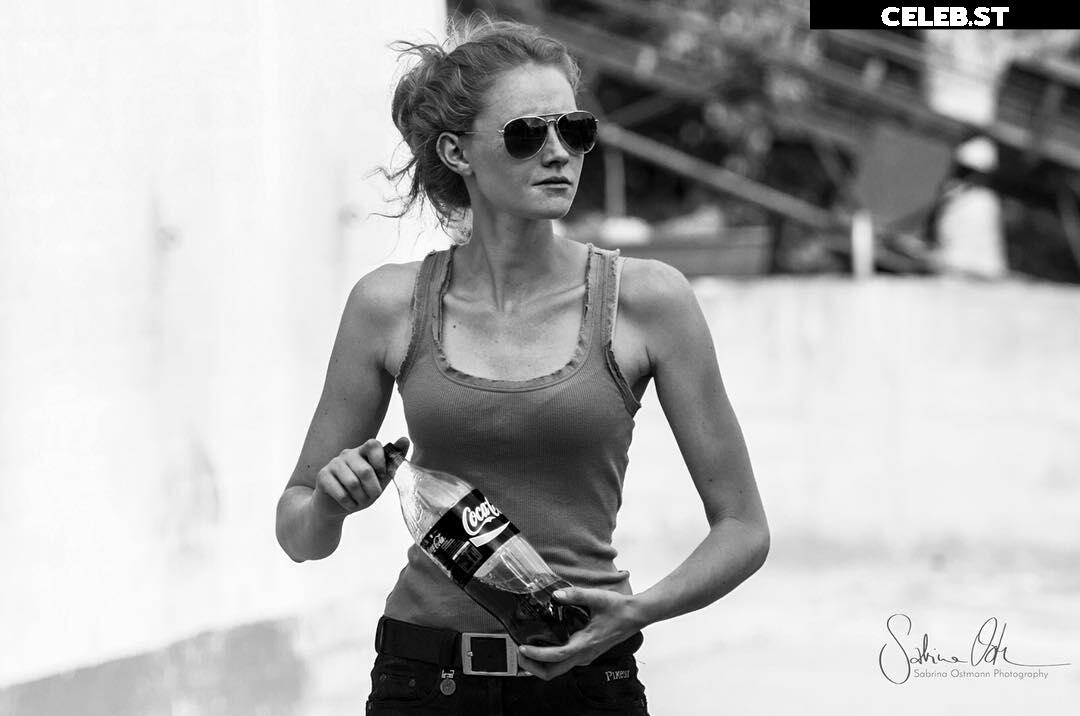 Sandra Hunke Image 632977