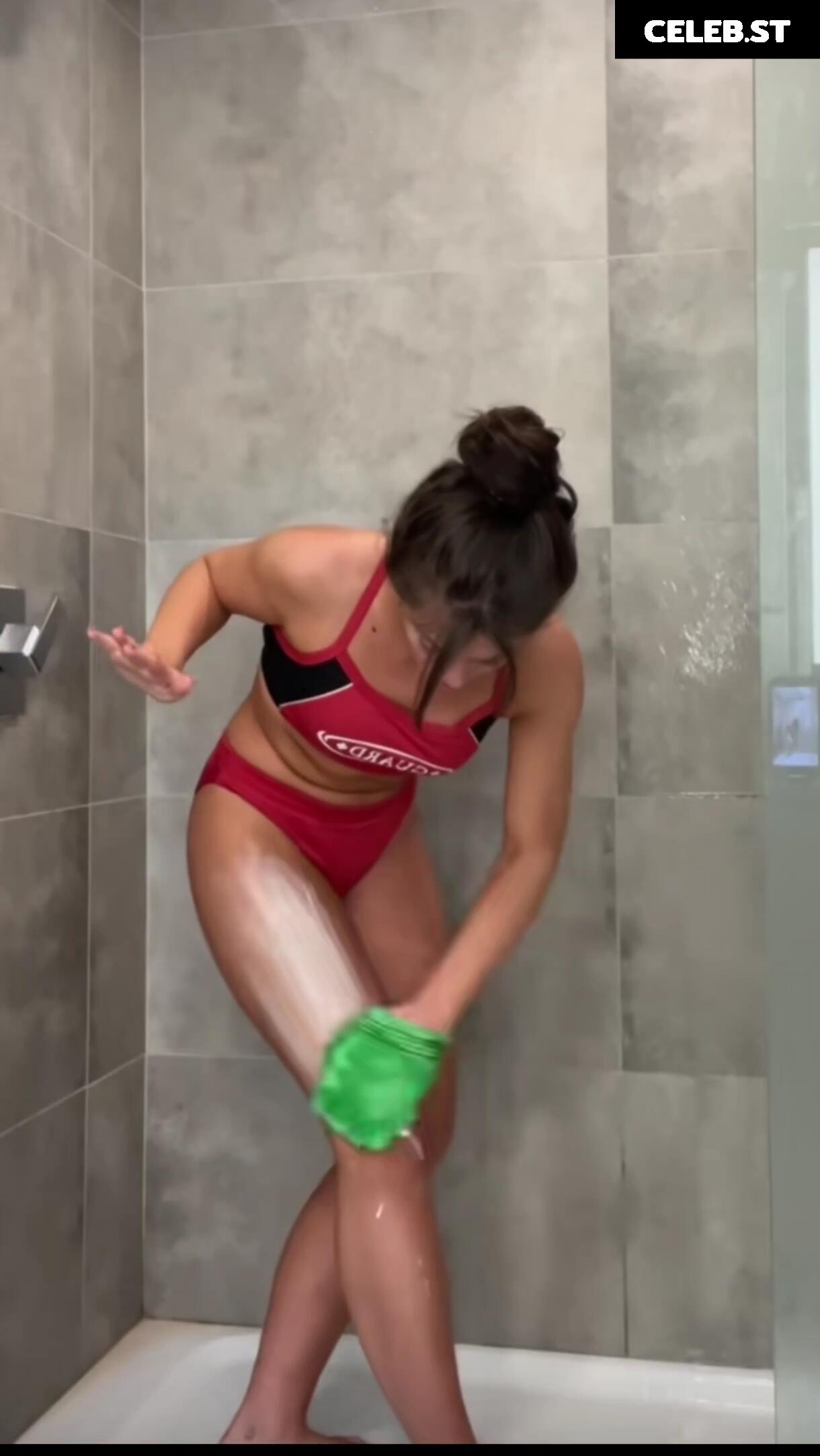 Tabitha Swatosh Image 689918