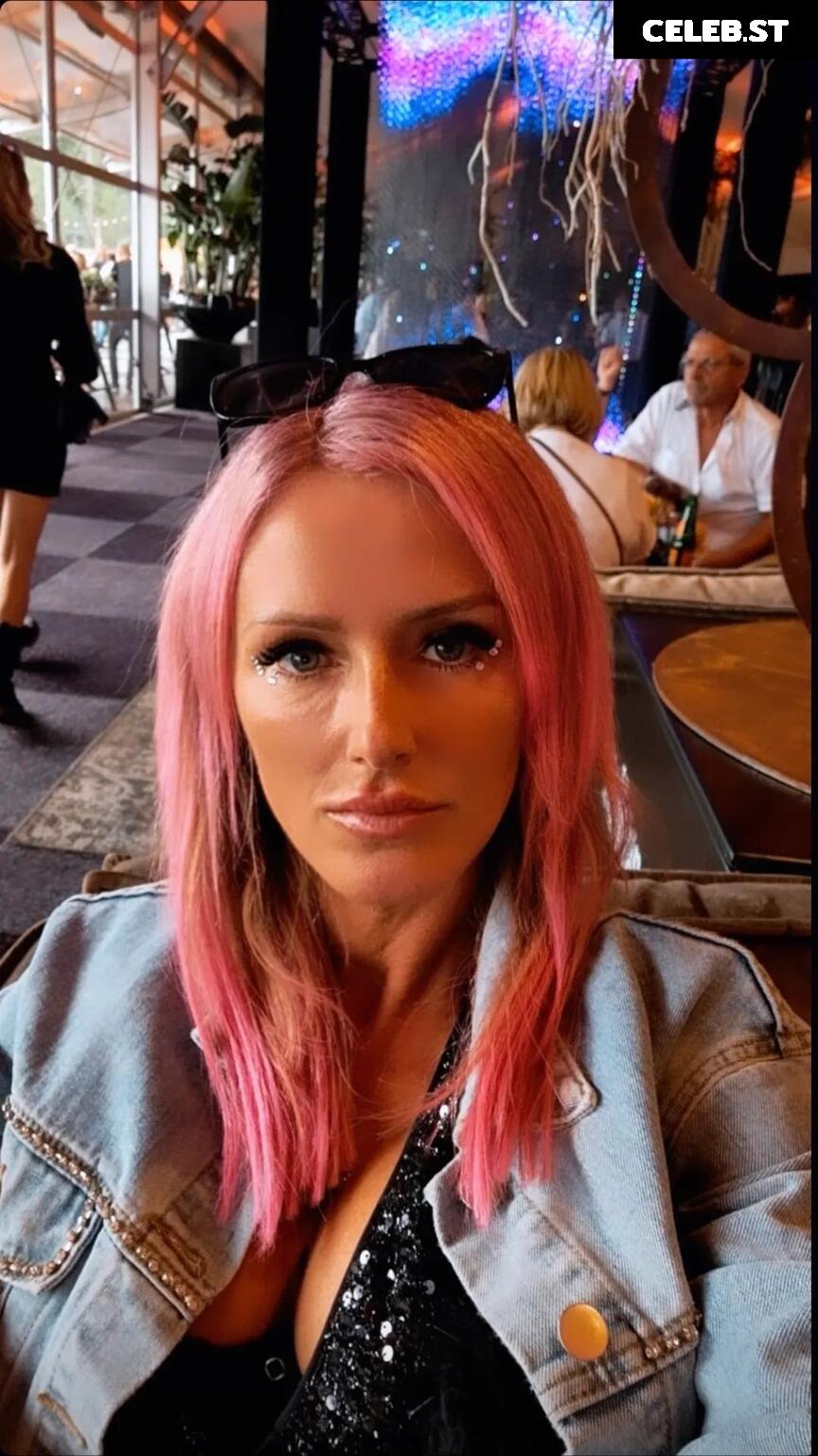 Tati_ink Image 688009