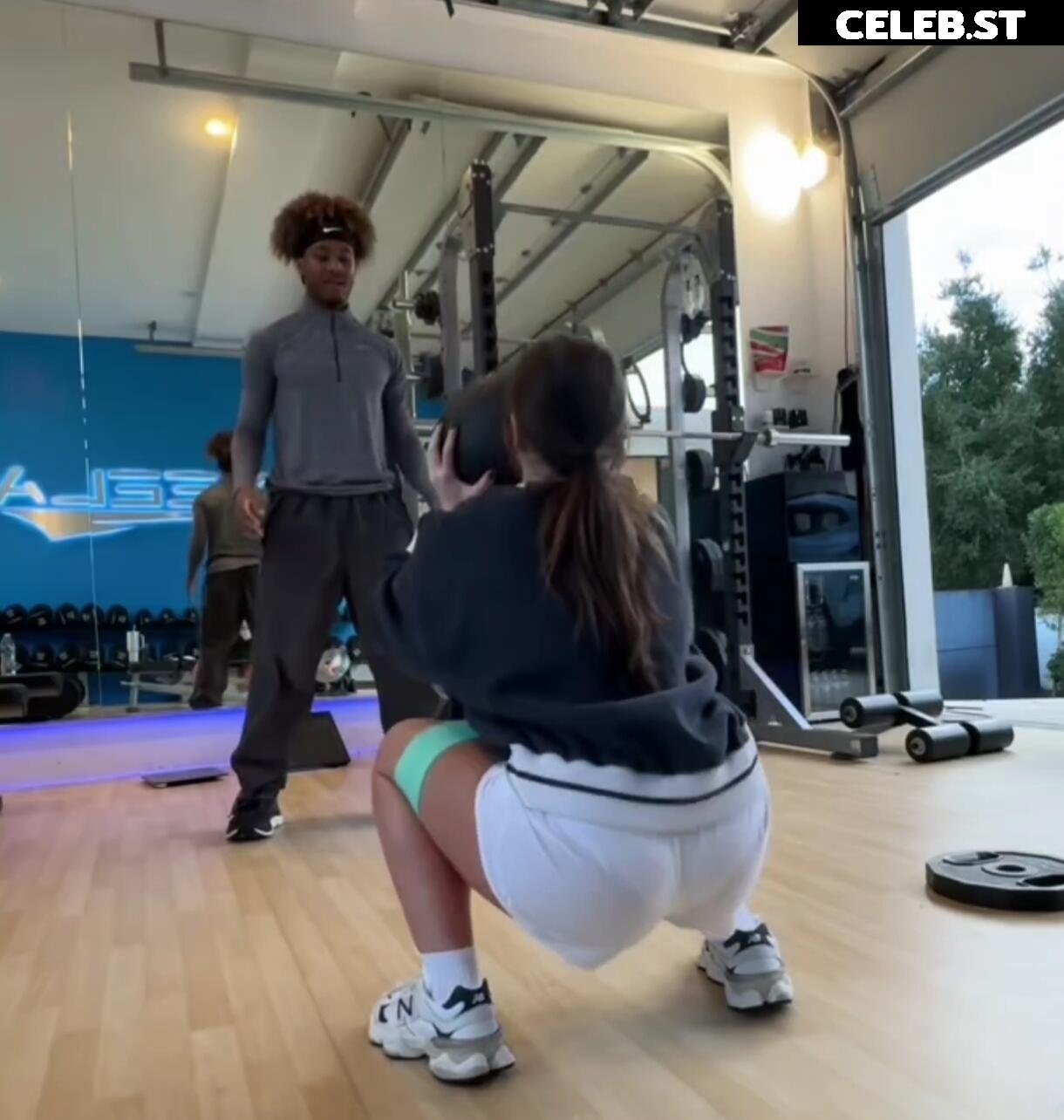 Tabitha Swatosh Image 687550