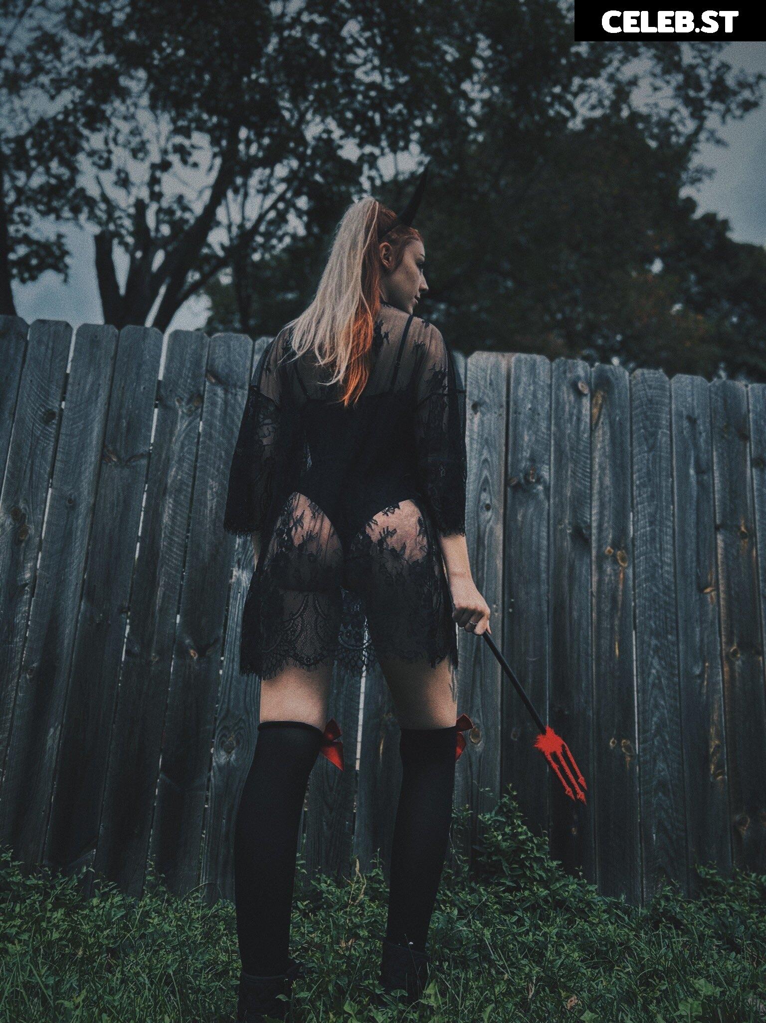 Becca Lynn Image 687532