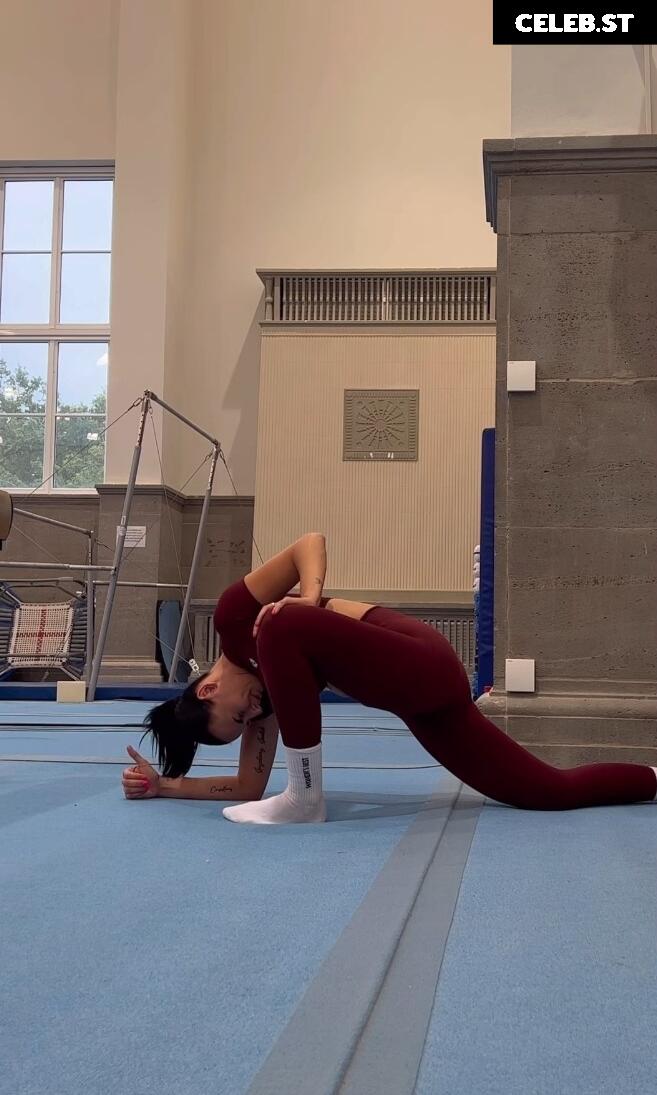 Liz Snowfoot Image 687687