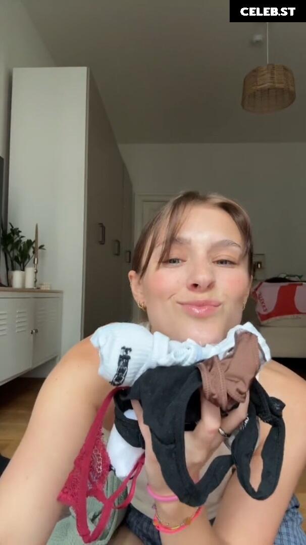 Greta Engelfried Image 682830