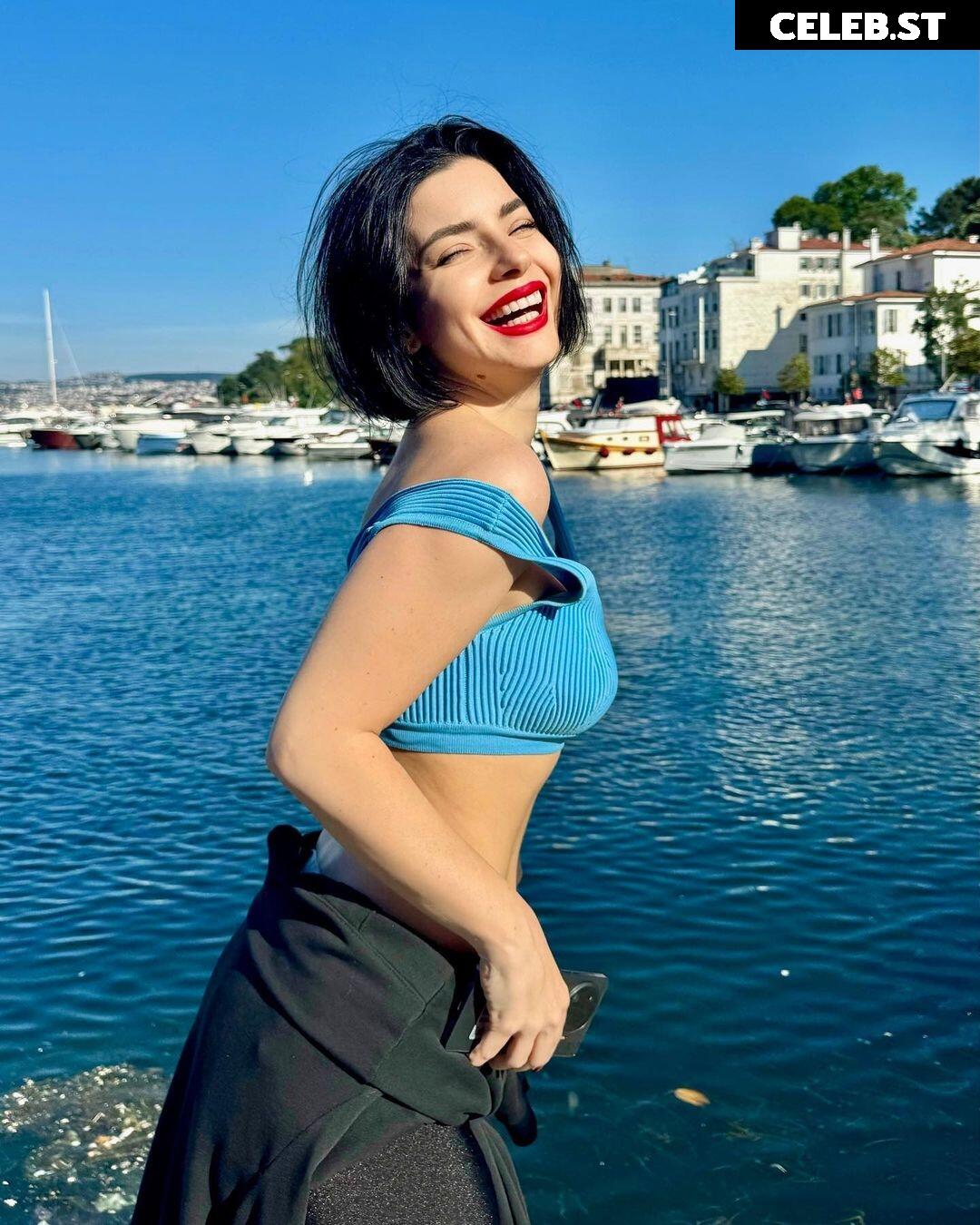 Merve Bolugur Image 681555