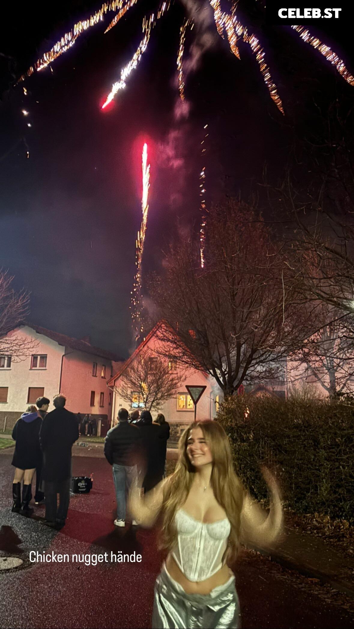 Sara Oliwia Image 681668