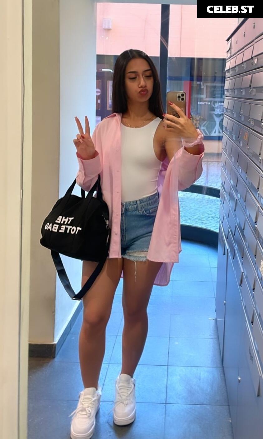 Asaliraniii Image 681111