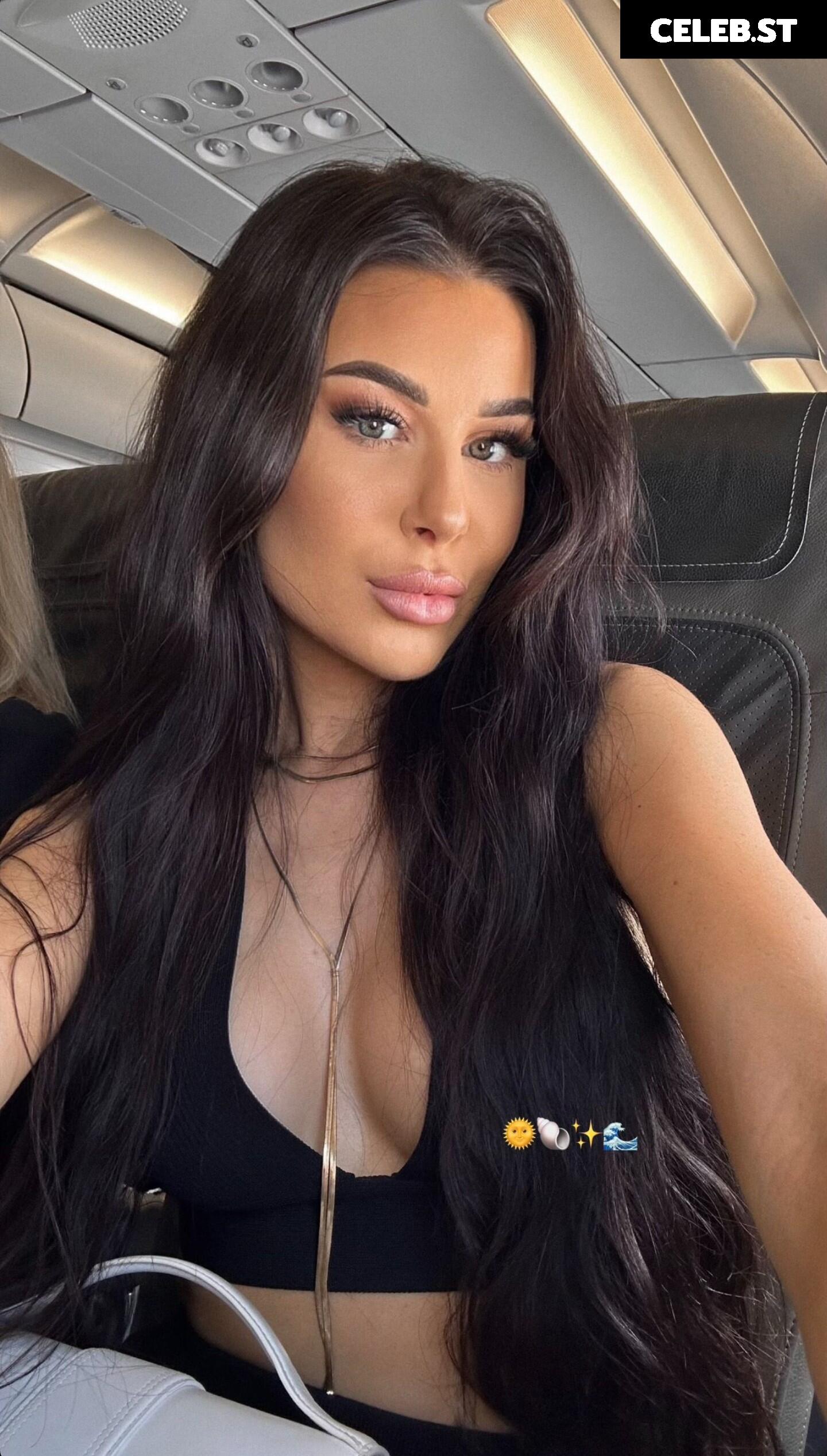 Lisa Weinberger Image 681246