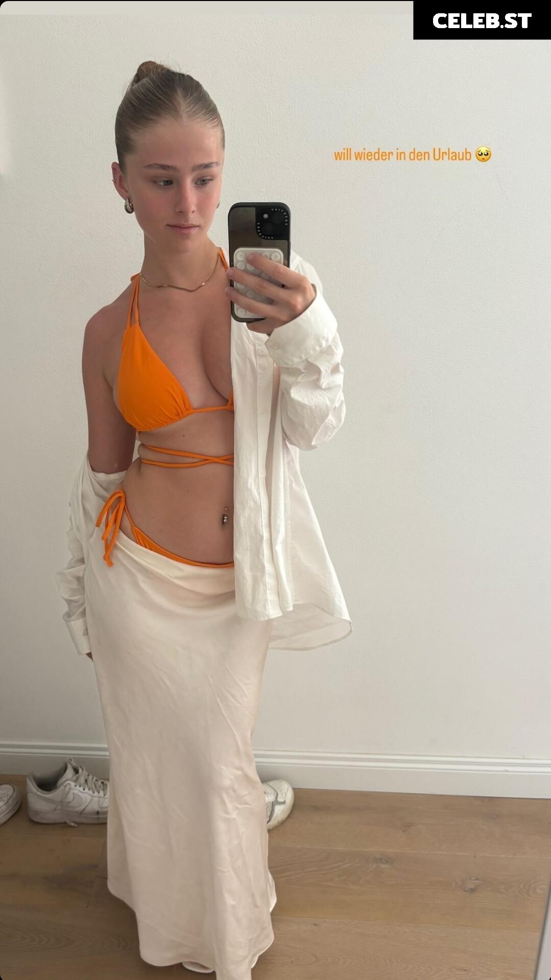 Sara Oliwia Image 681927
