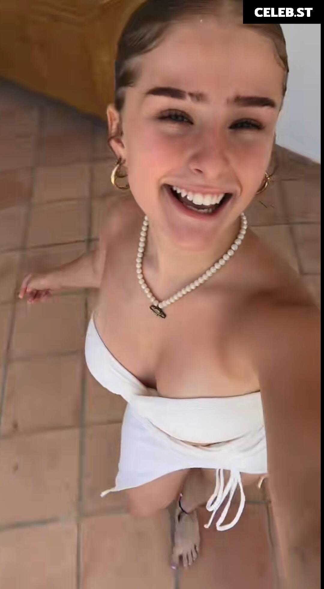 Sara Oliwia Image 680702