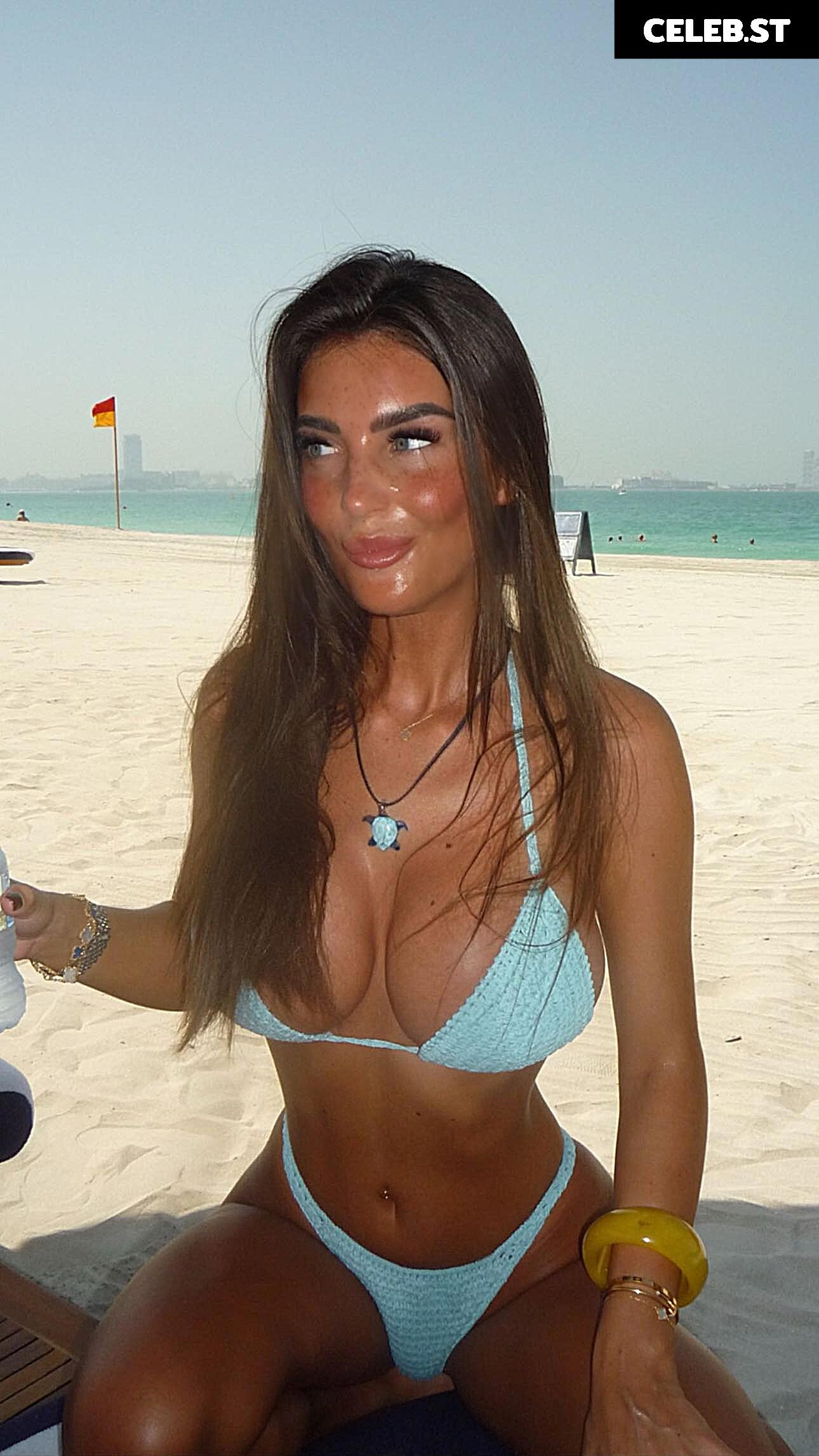 Maddy Cheary Image 699720