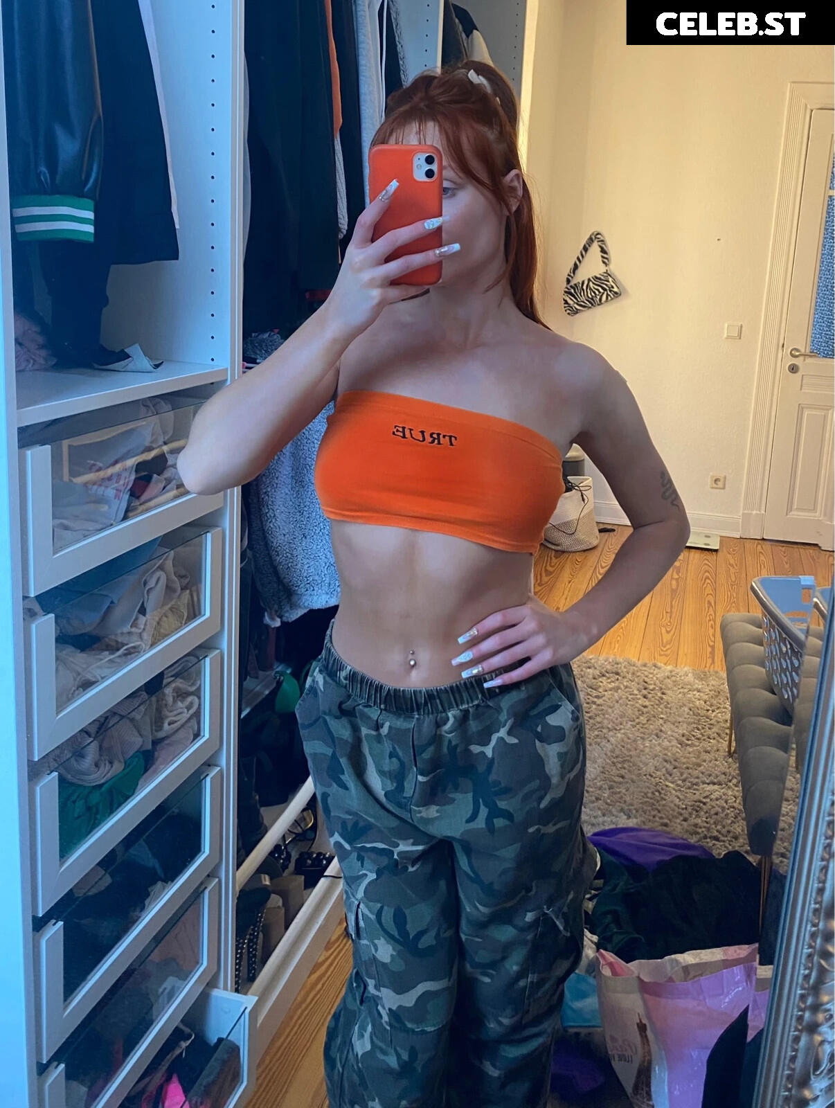 Cassy Cassau Image 699445