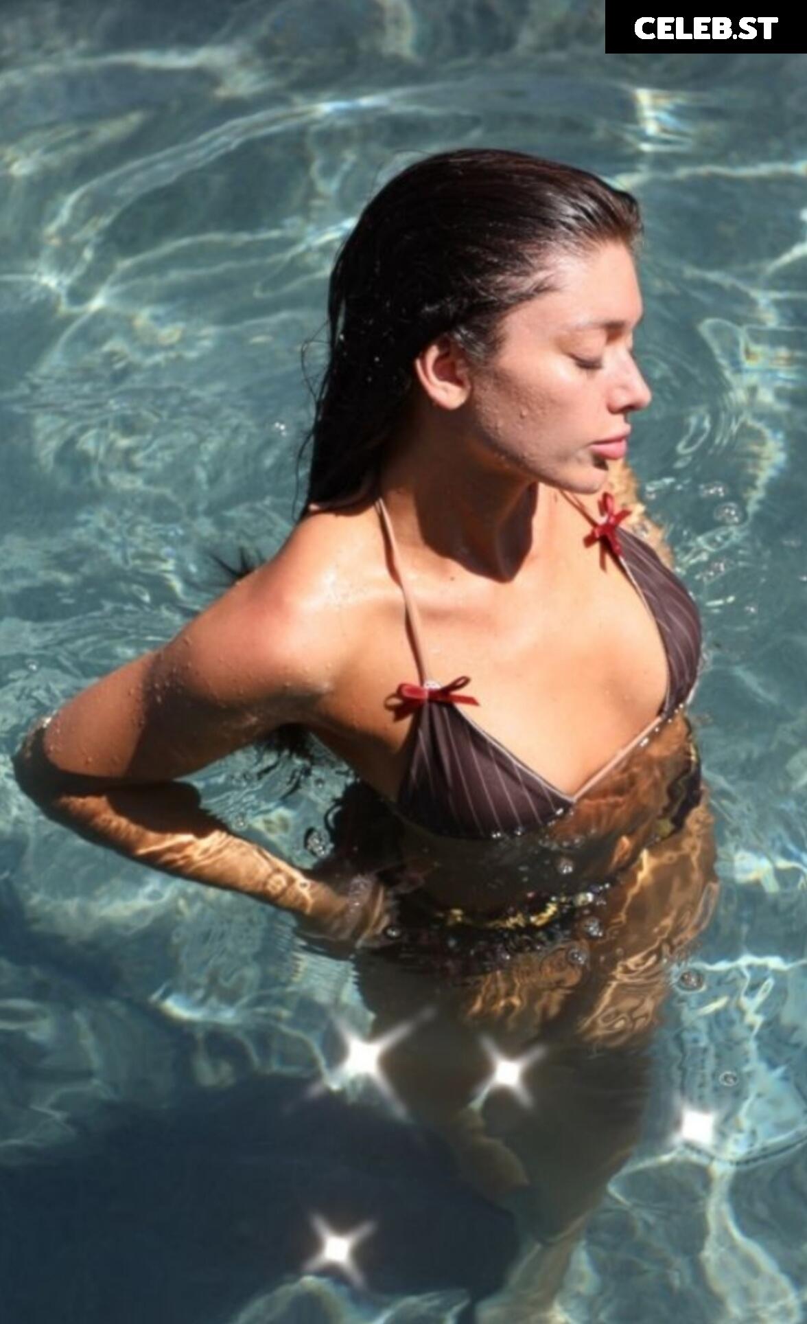 Tabitha Swatosh Image 698815