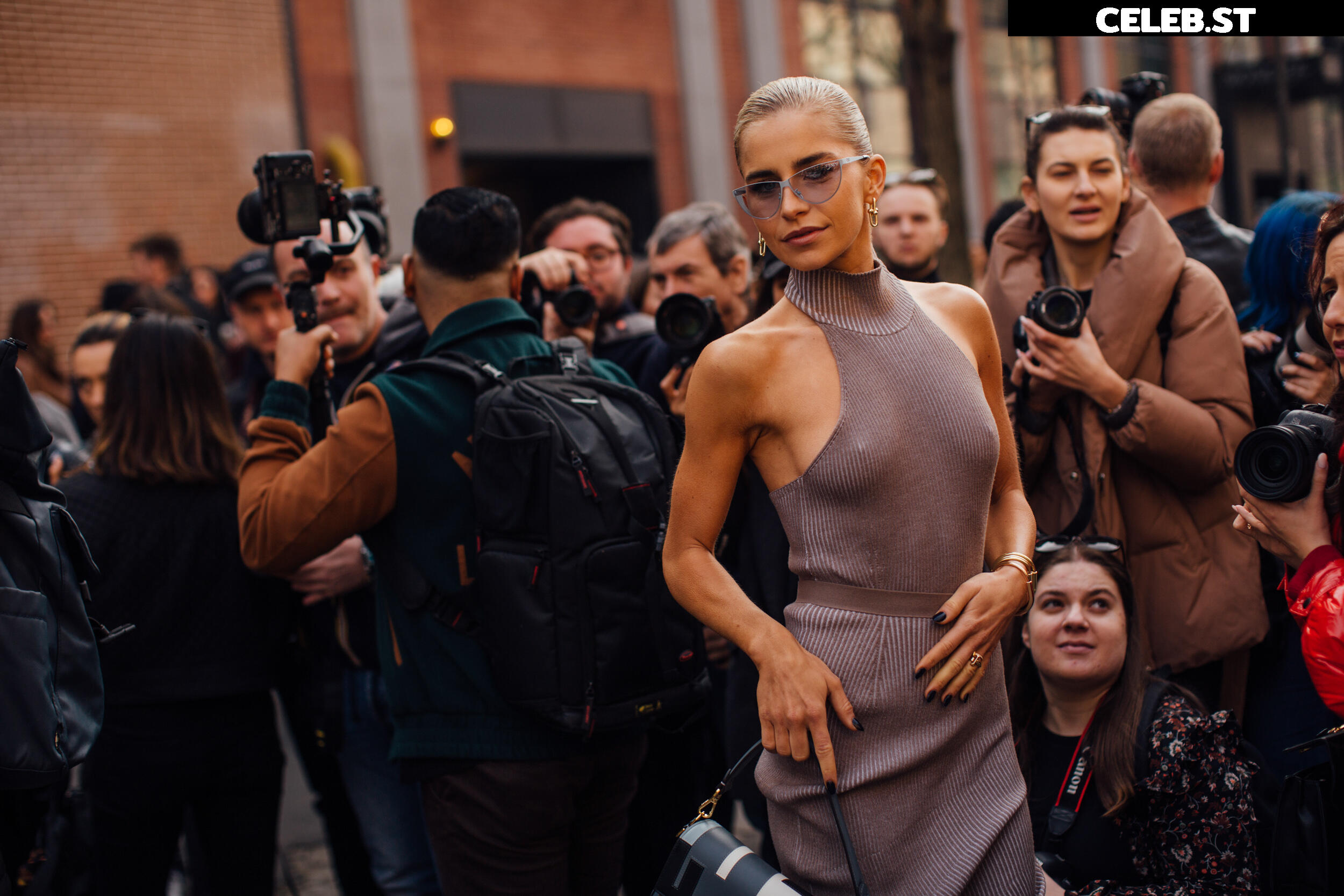 Caro Daur Image 698820