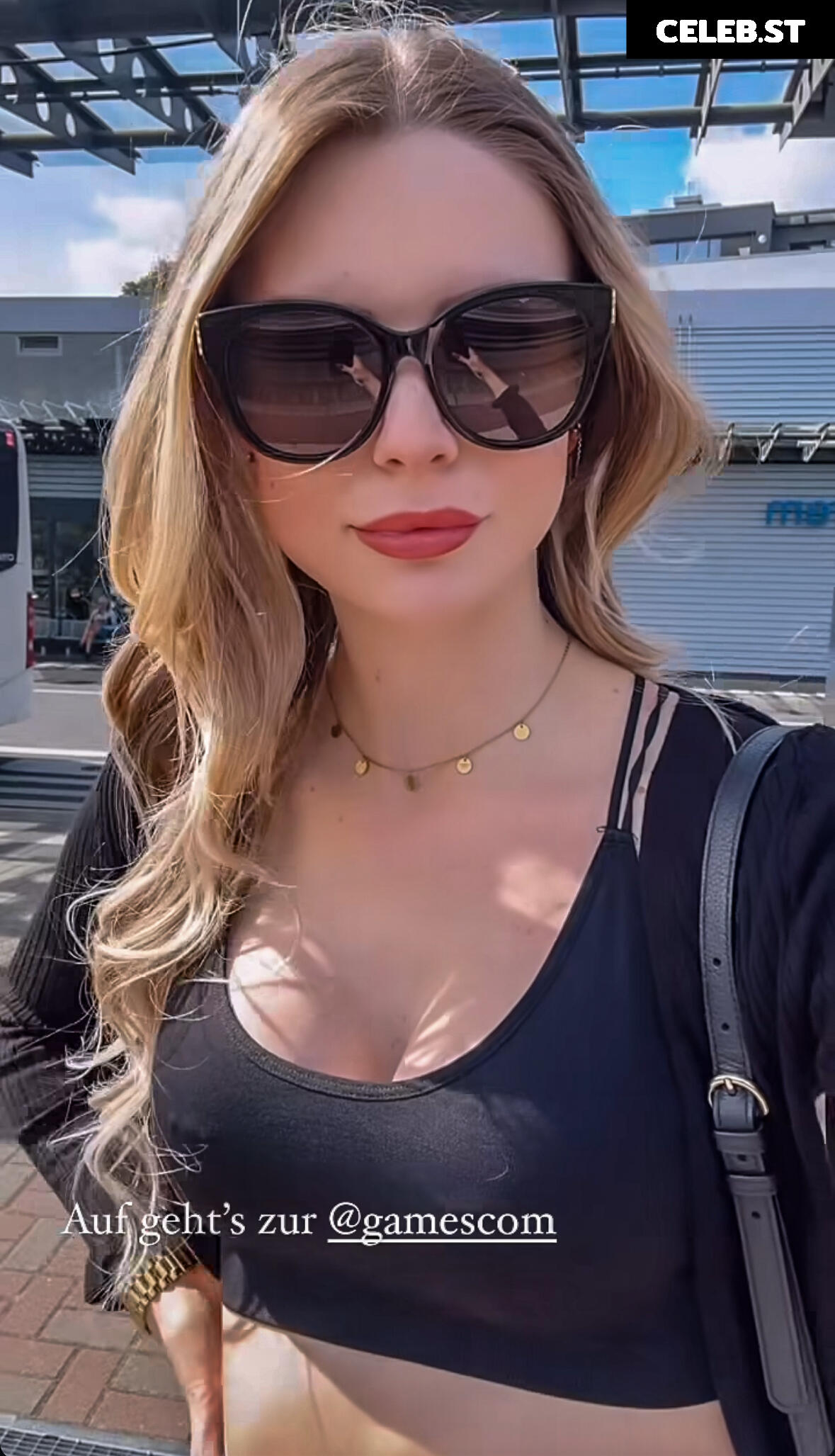 Kira Karambole Image 696604