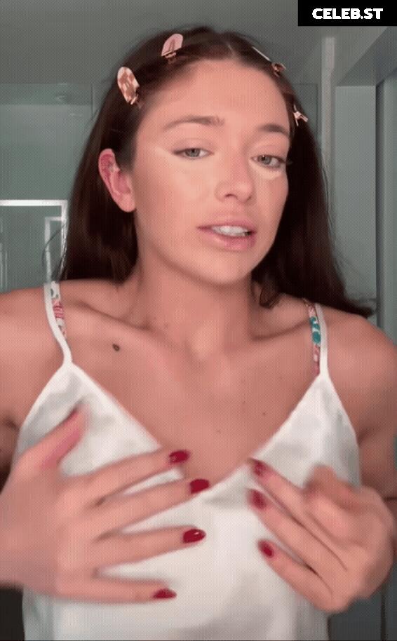 Tabitha Swatosh Image 694580