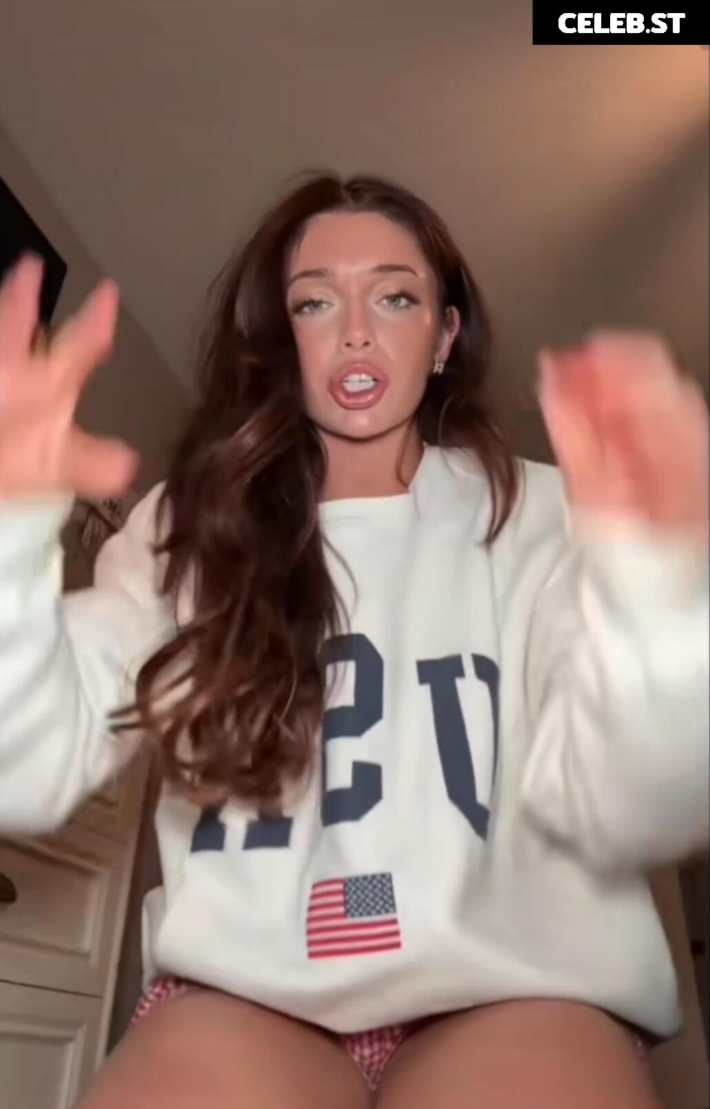 Tabitha Swatosh Image 694417