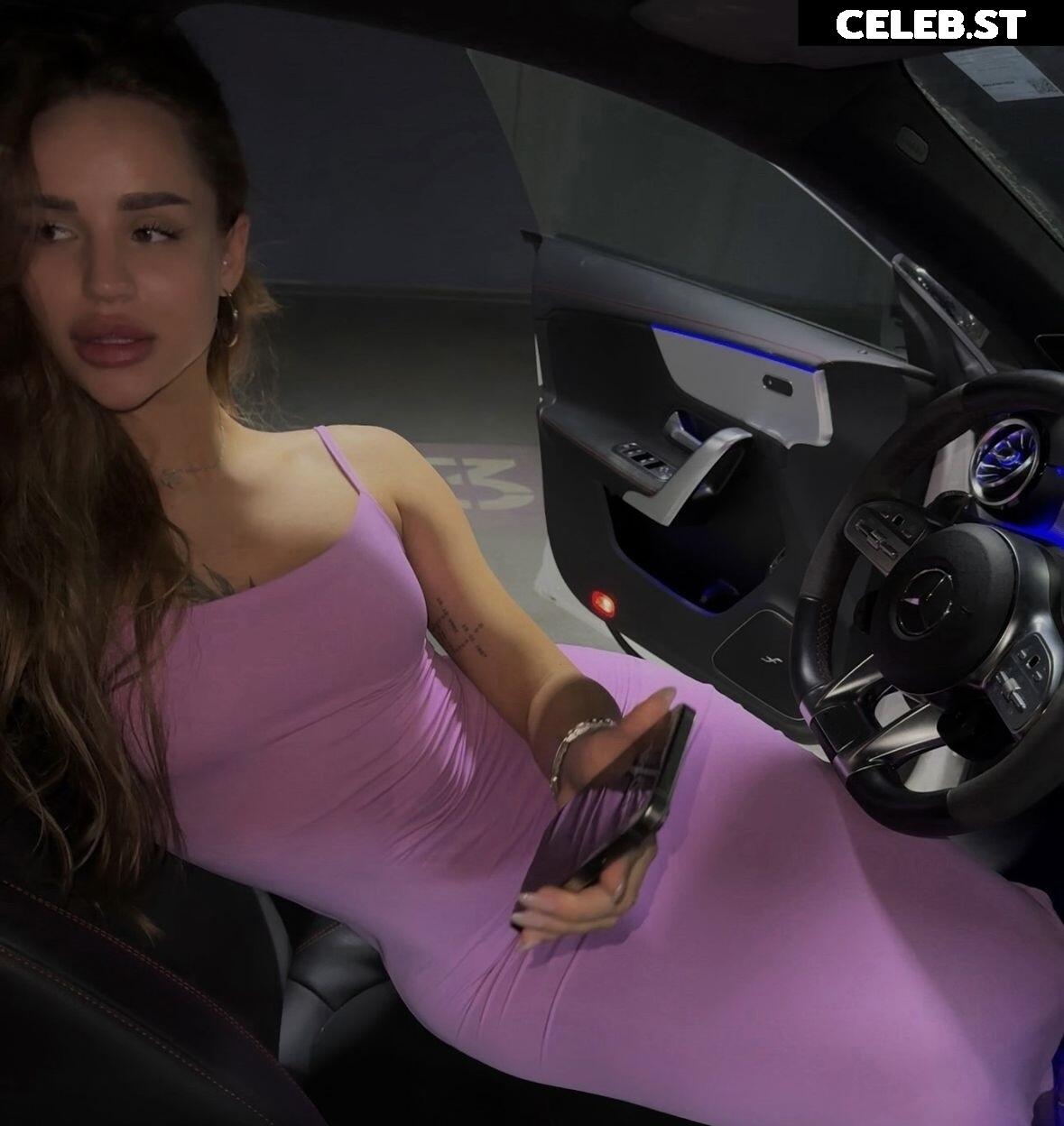 ivanovvvva_ Image 694383