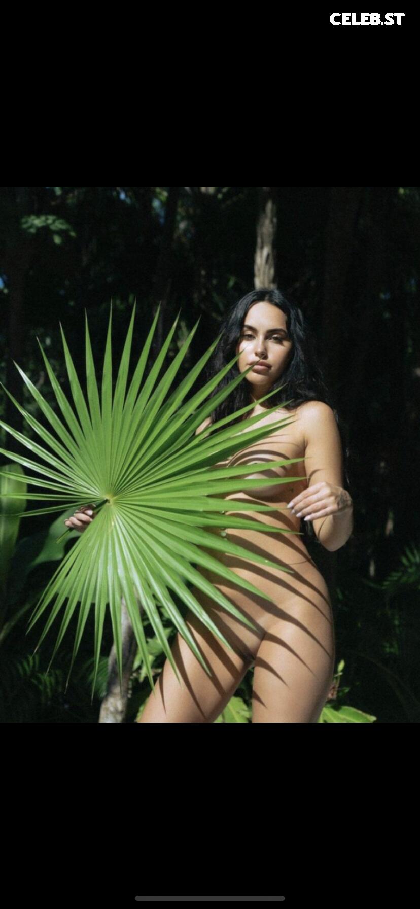 Claudia Tihan Image 693683