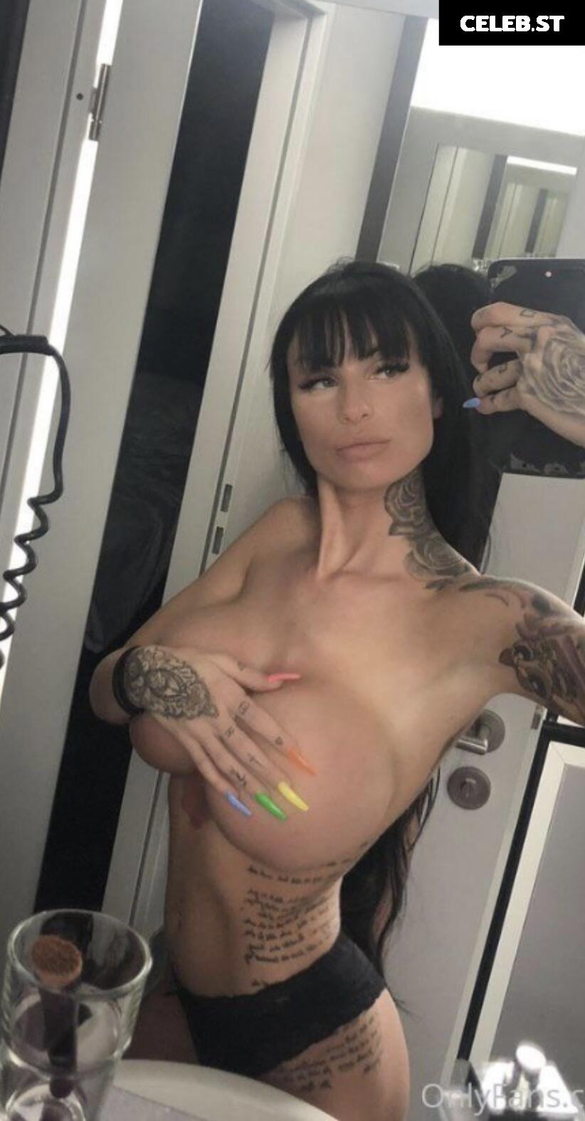 Elisa Albrich Image 693632