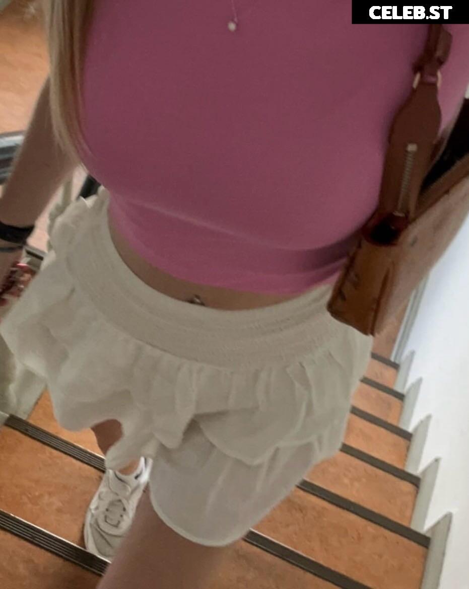 Lenaa.hdl Image 692595