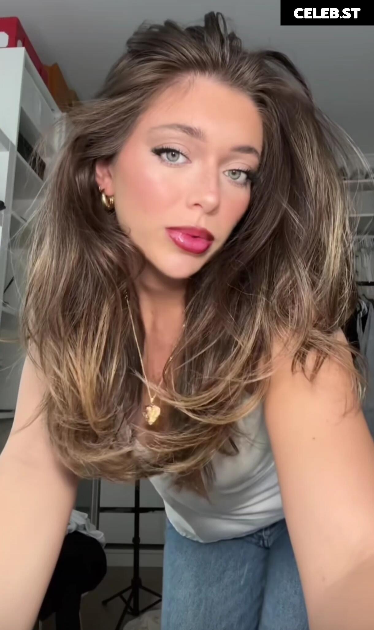 Tabitha Swatosh Image 691815