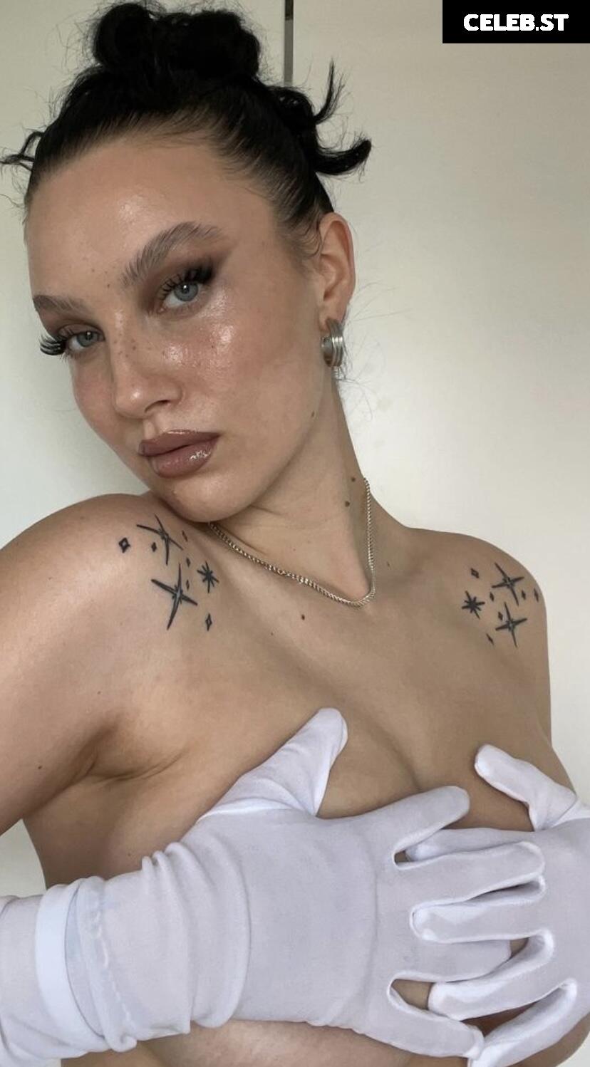 whosrobin Image 648685