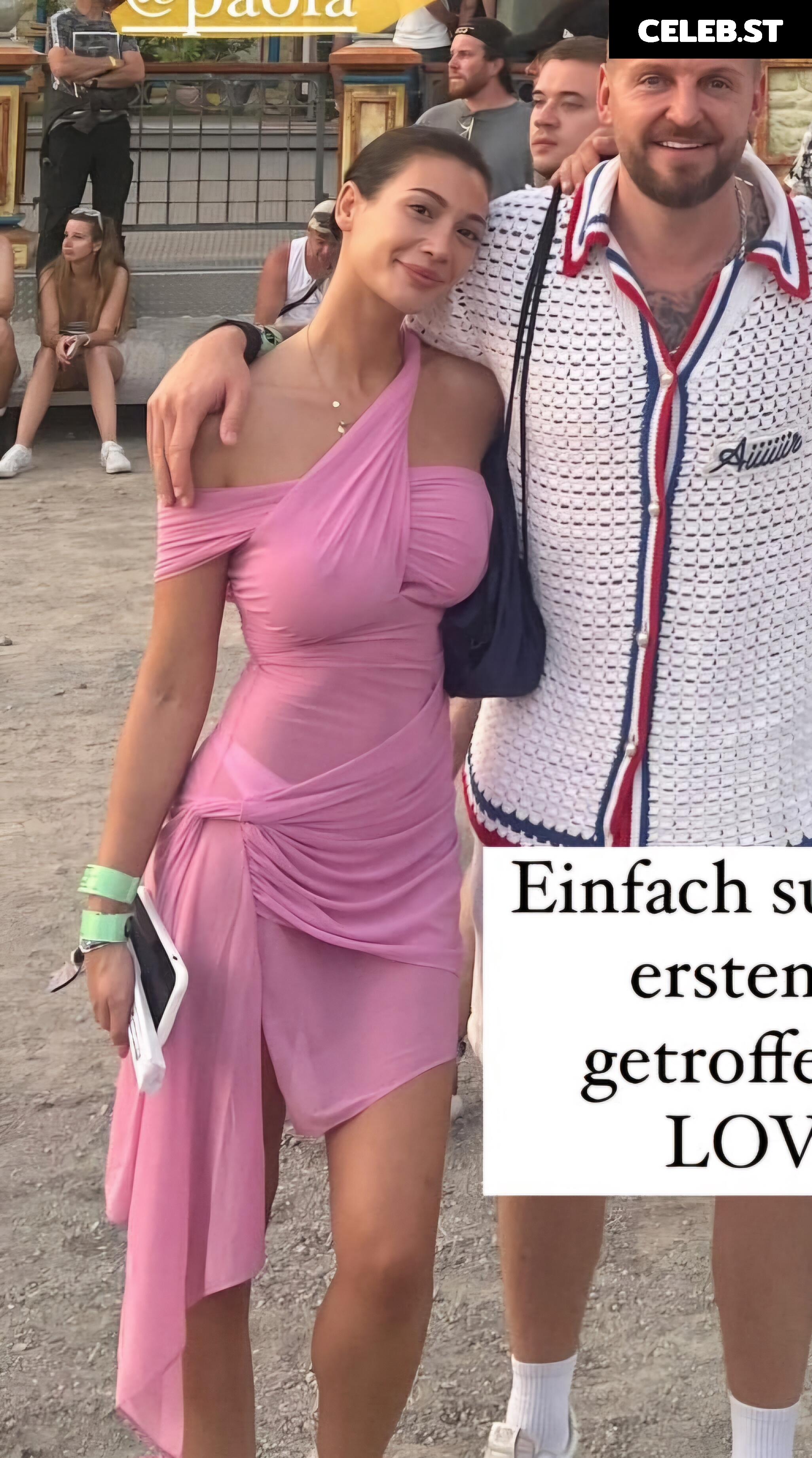 Paola Maria Image 647400