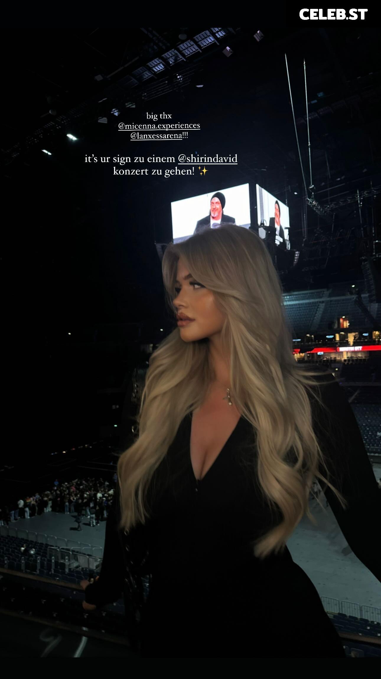 Melaniethrr Image 647179