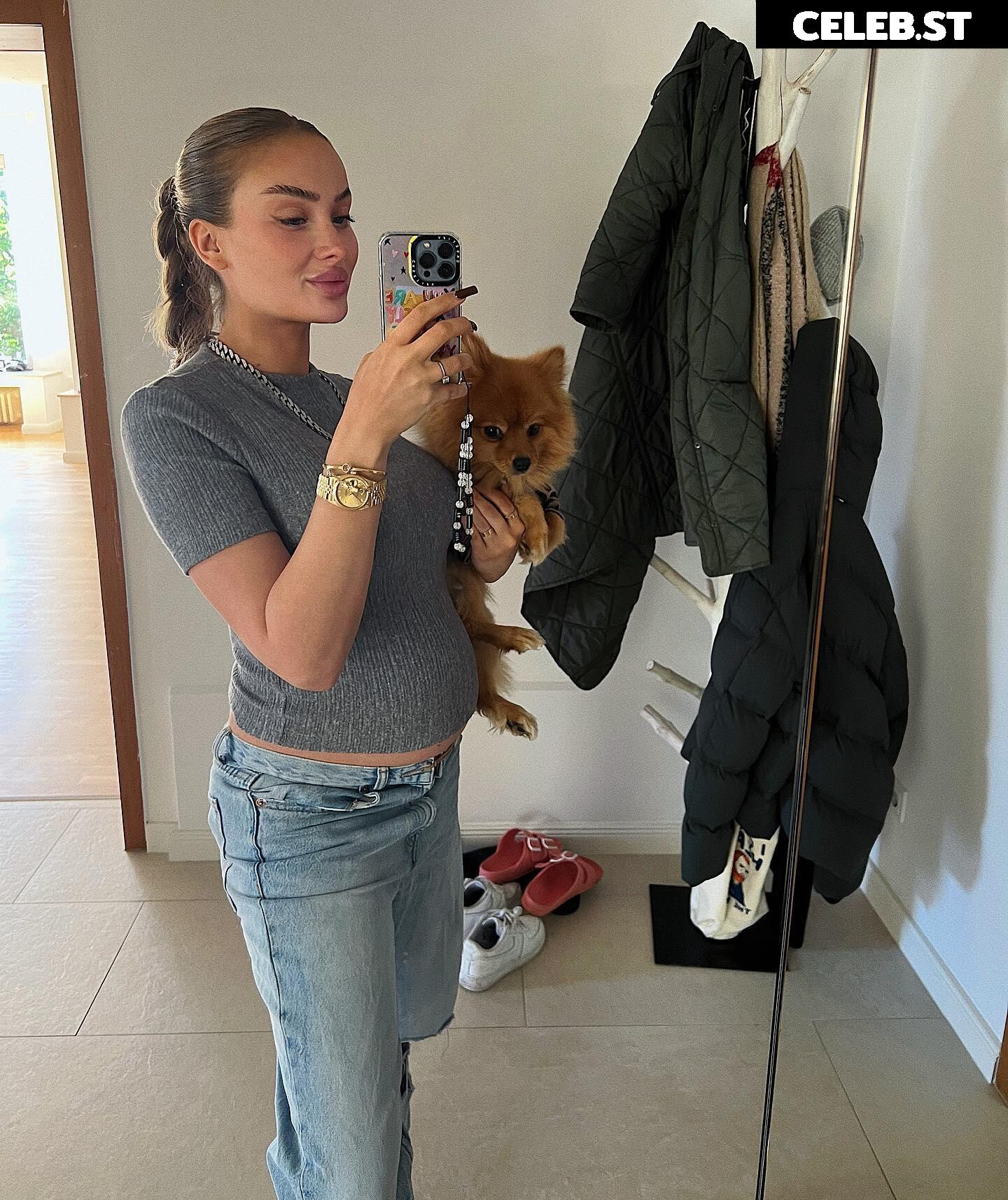 Luna Rabea Image 647289