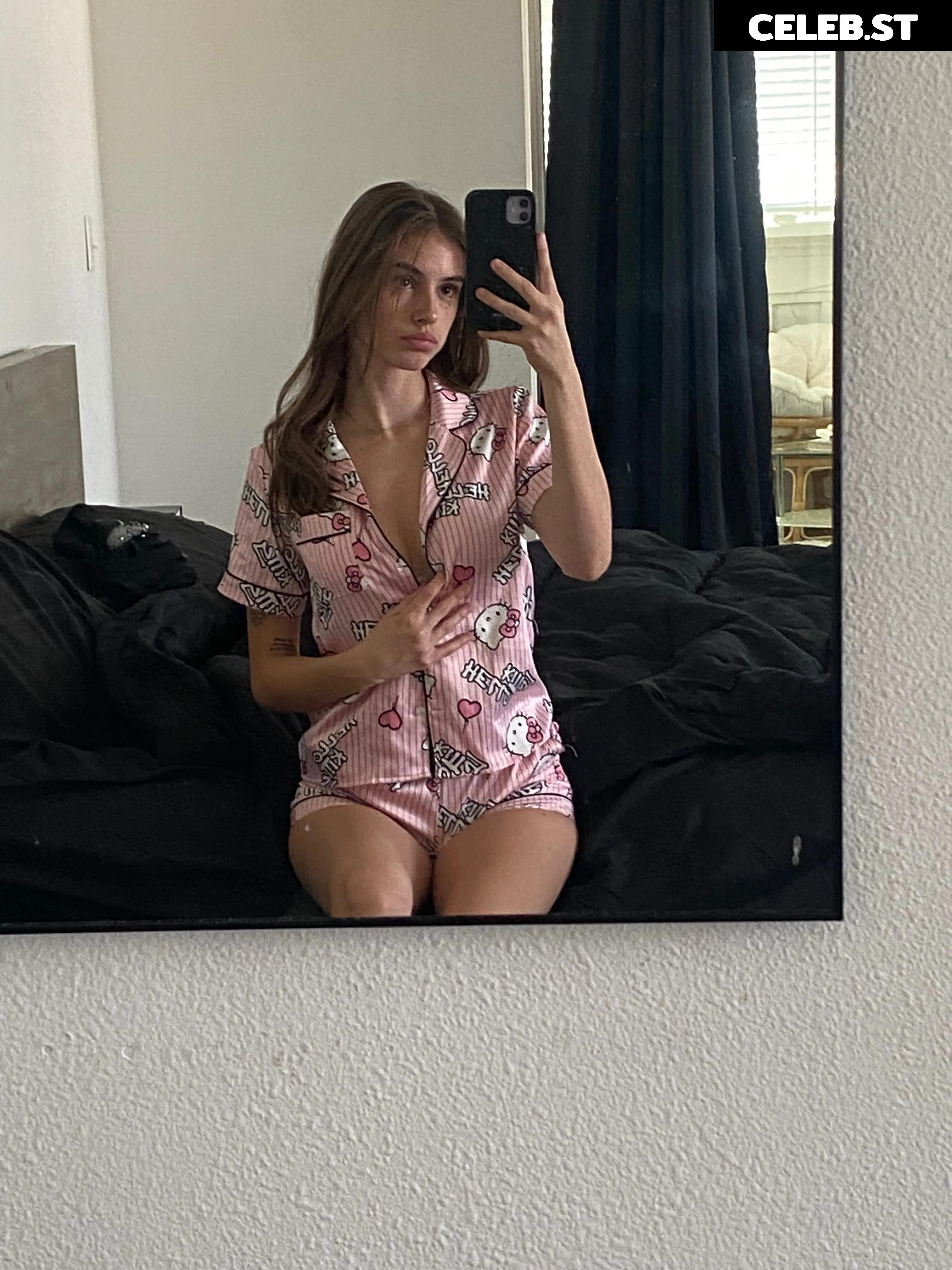 Eva Cudmore Image 647963