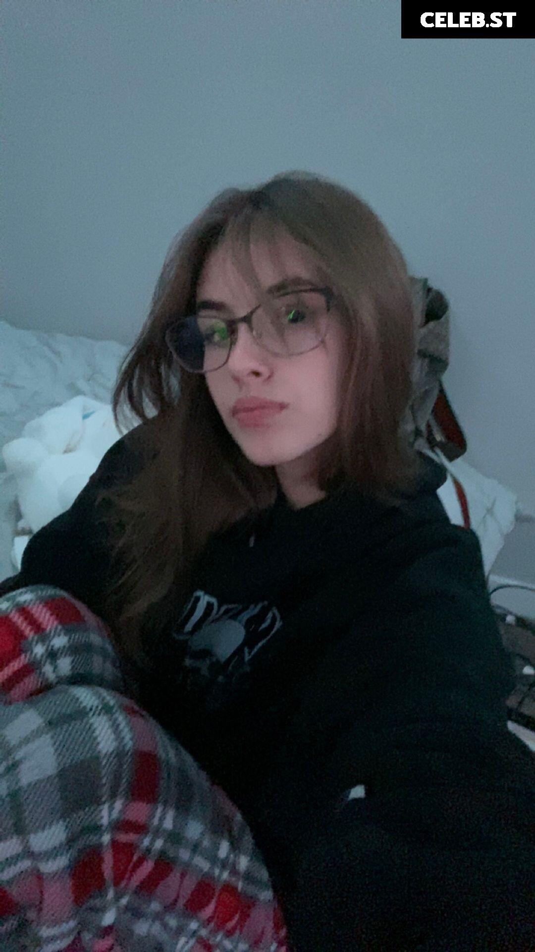 Eva Cudmore Image 646876