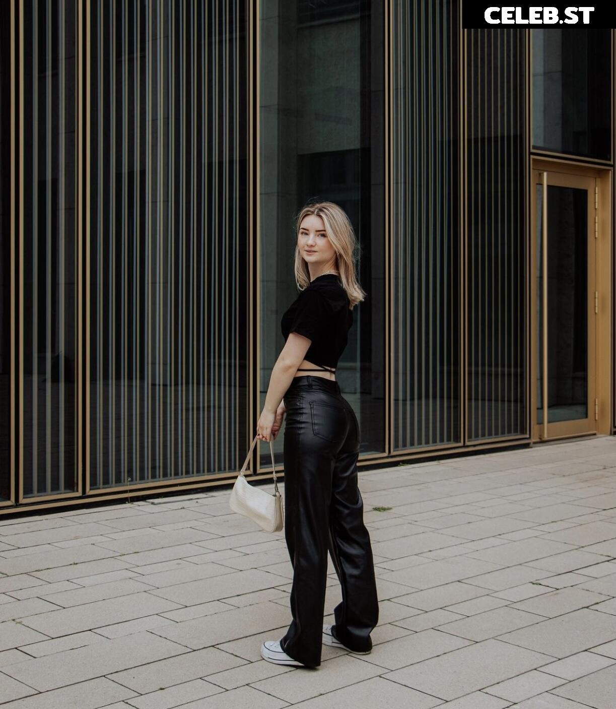 Pia Janina Tofall Image 643225