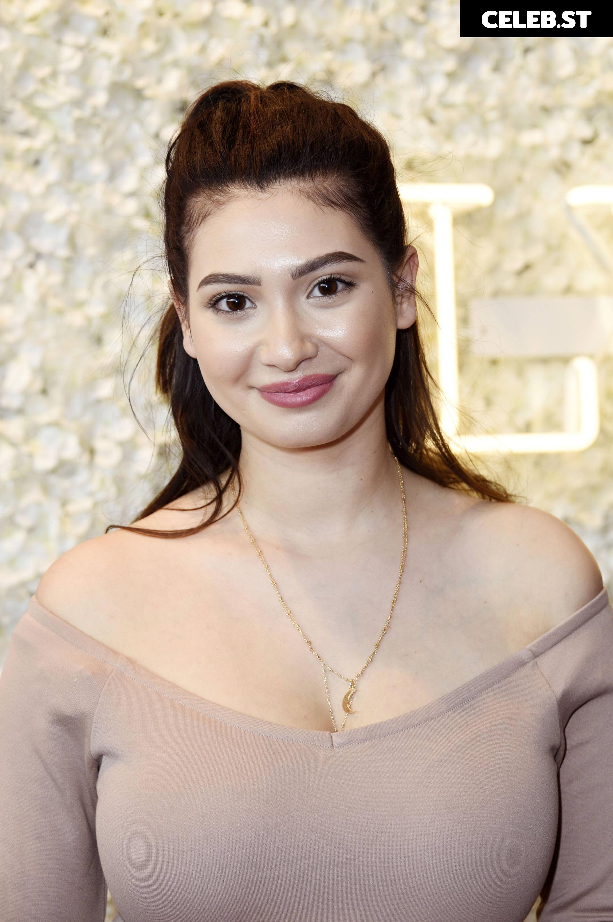 Paola Maria Image 641715