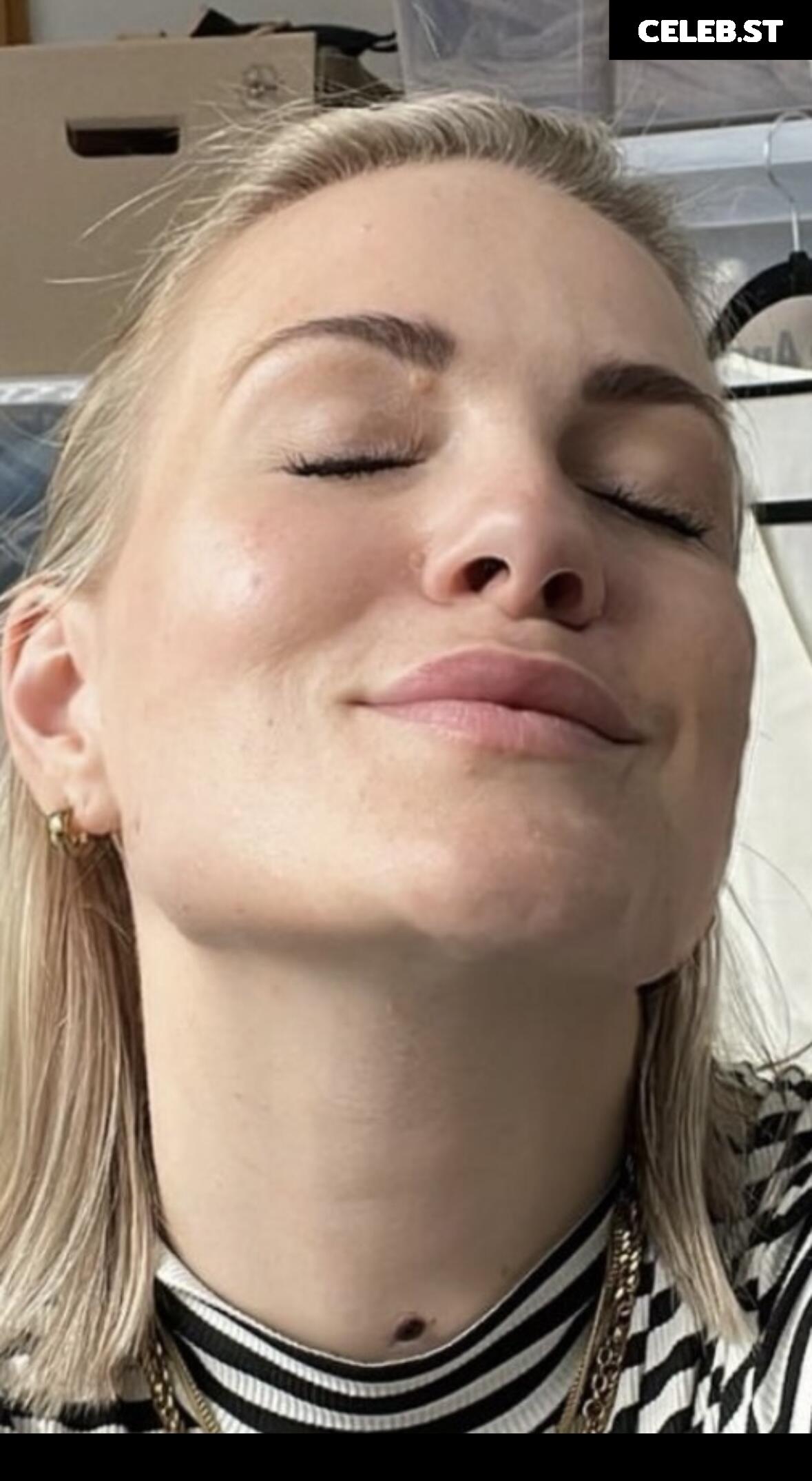 Vanessa Blumenthal Image 640251