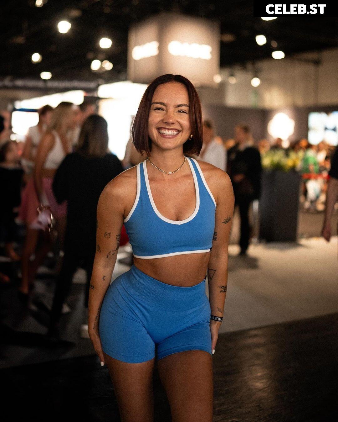 Hannaahcarolina Image 640201