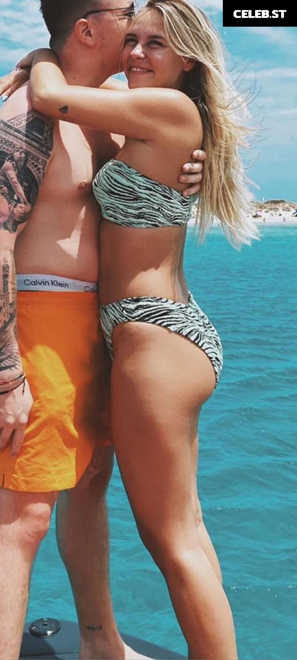 Dagi Bee Image 659977