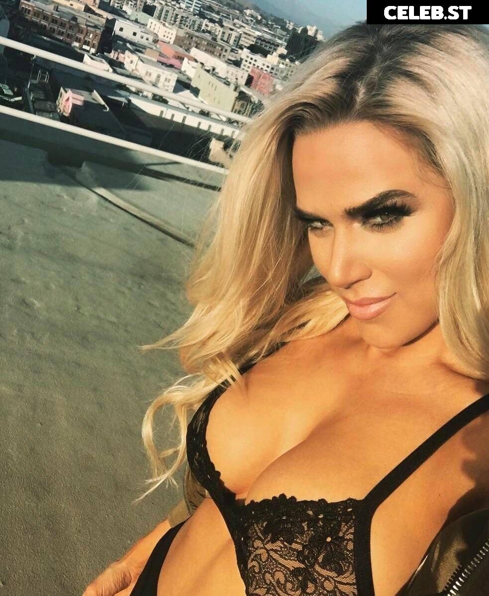 CJ Perry aka Lana Image 658840