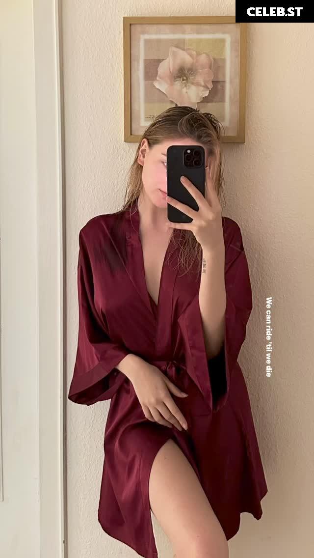 Adriana Burova Image 657304