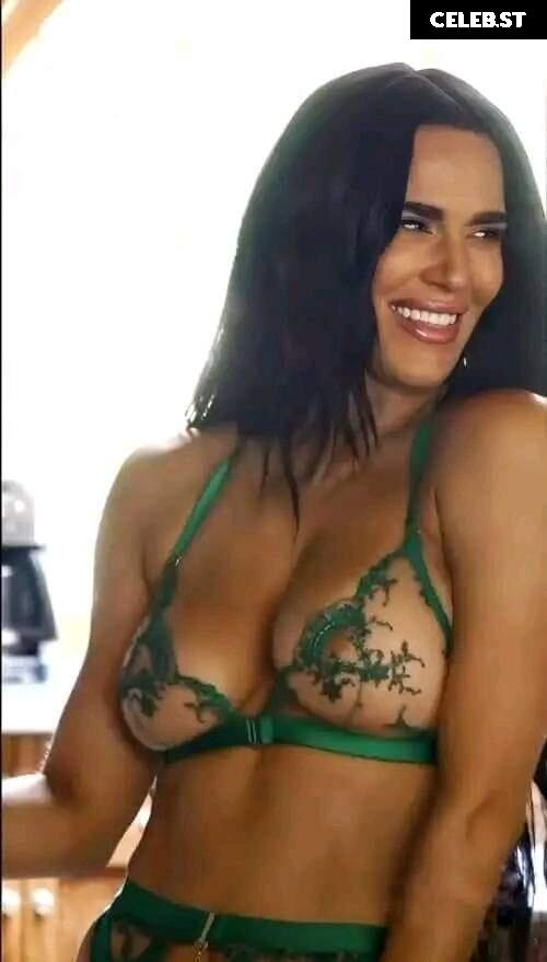 CJ Perry aka Lana Image 656655